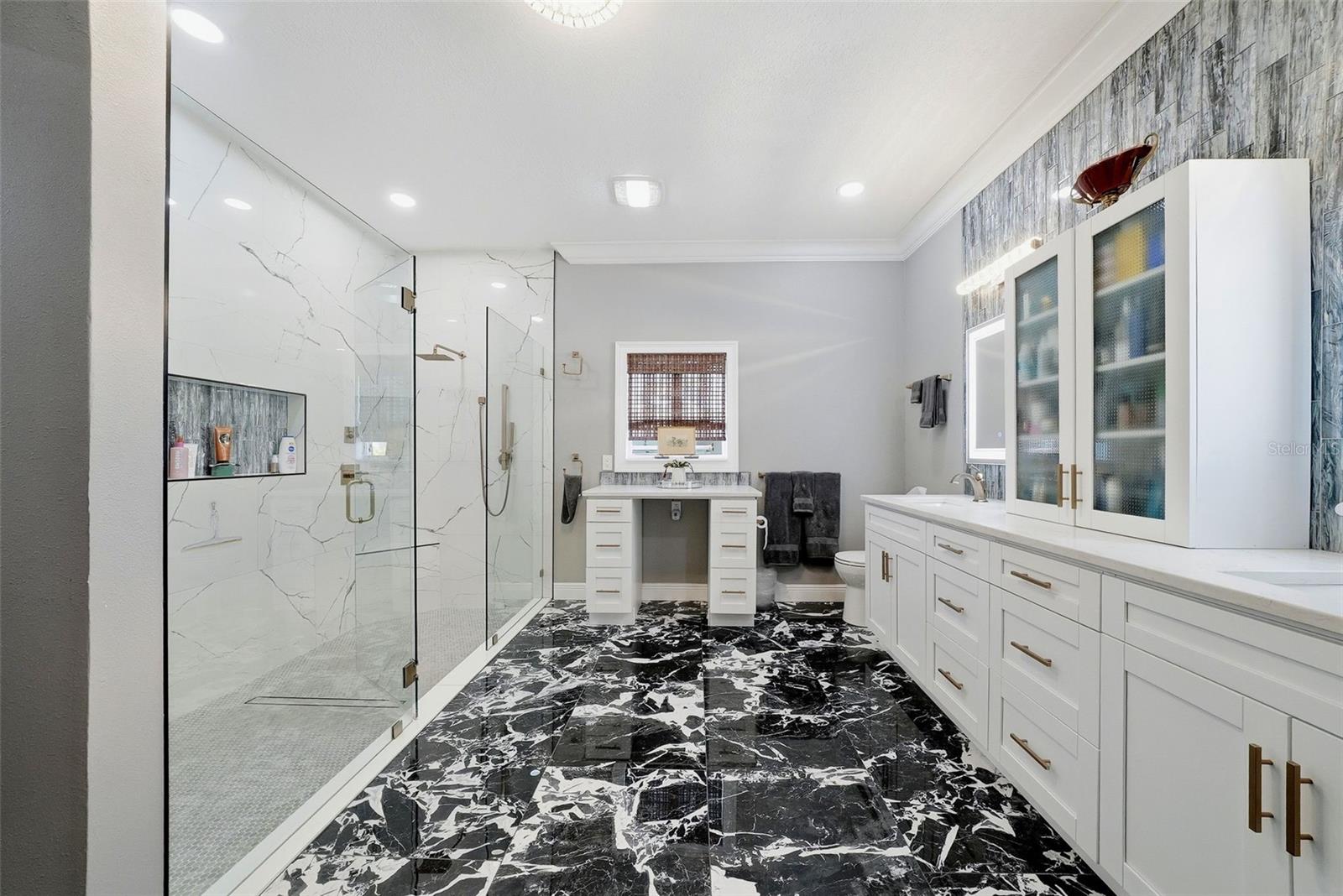 5207 BAY STATE RD — photo 32