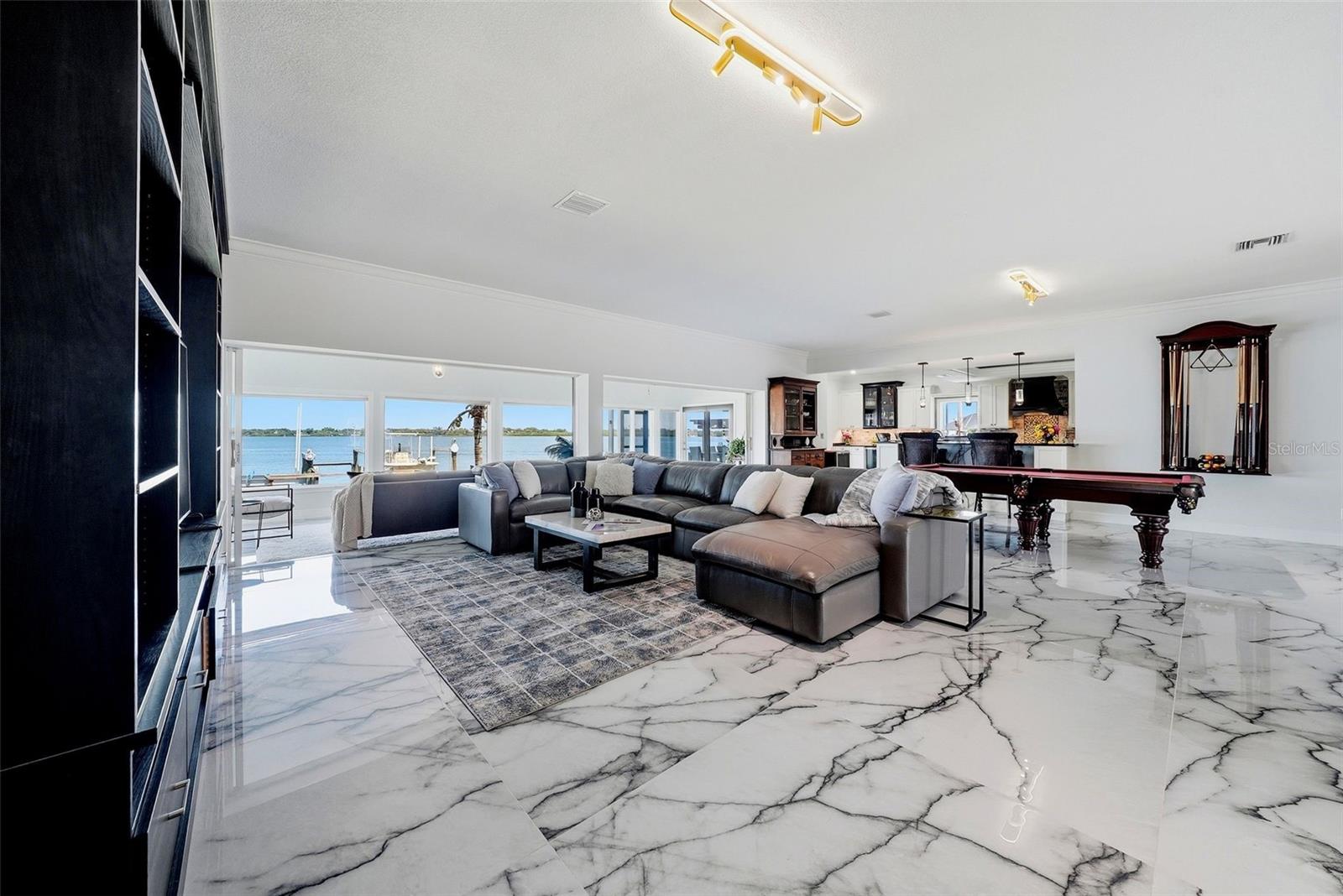5207 BAY STATE RD — photo 17