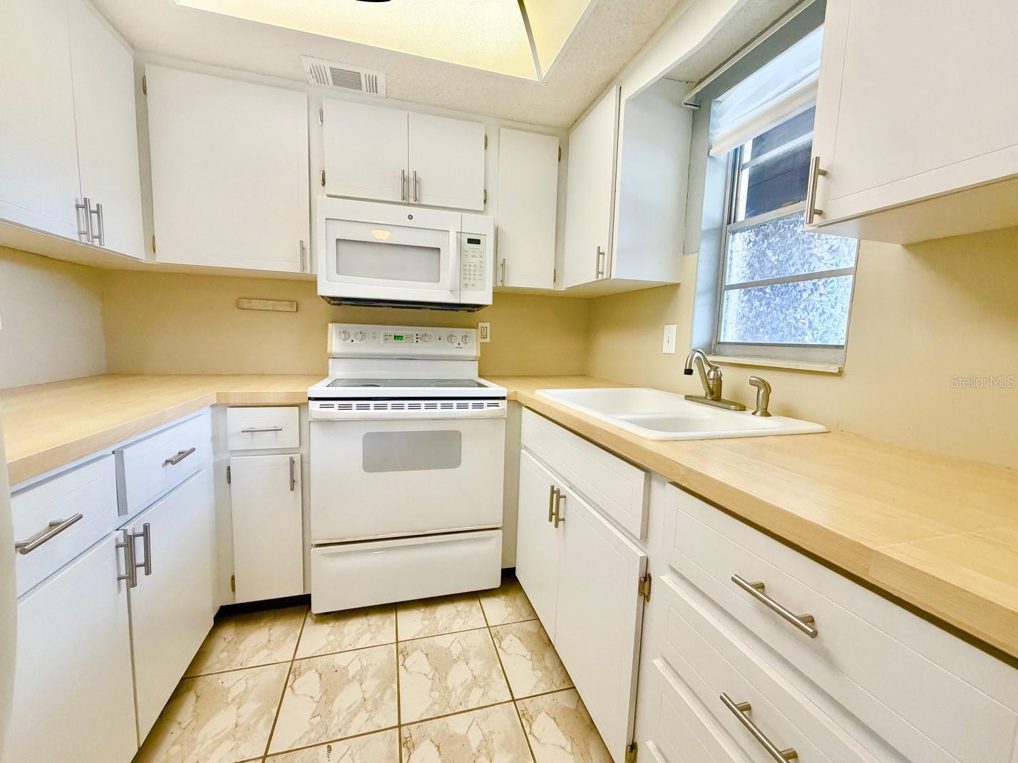 4533  MARINE PKWY #204 — photo 9