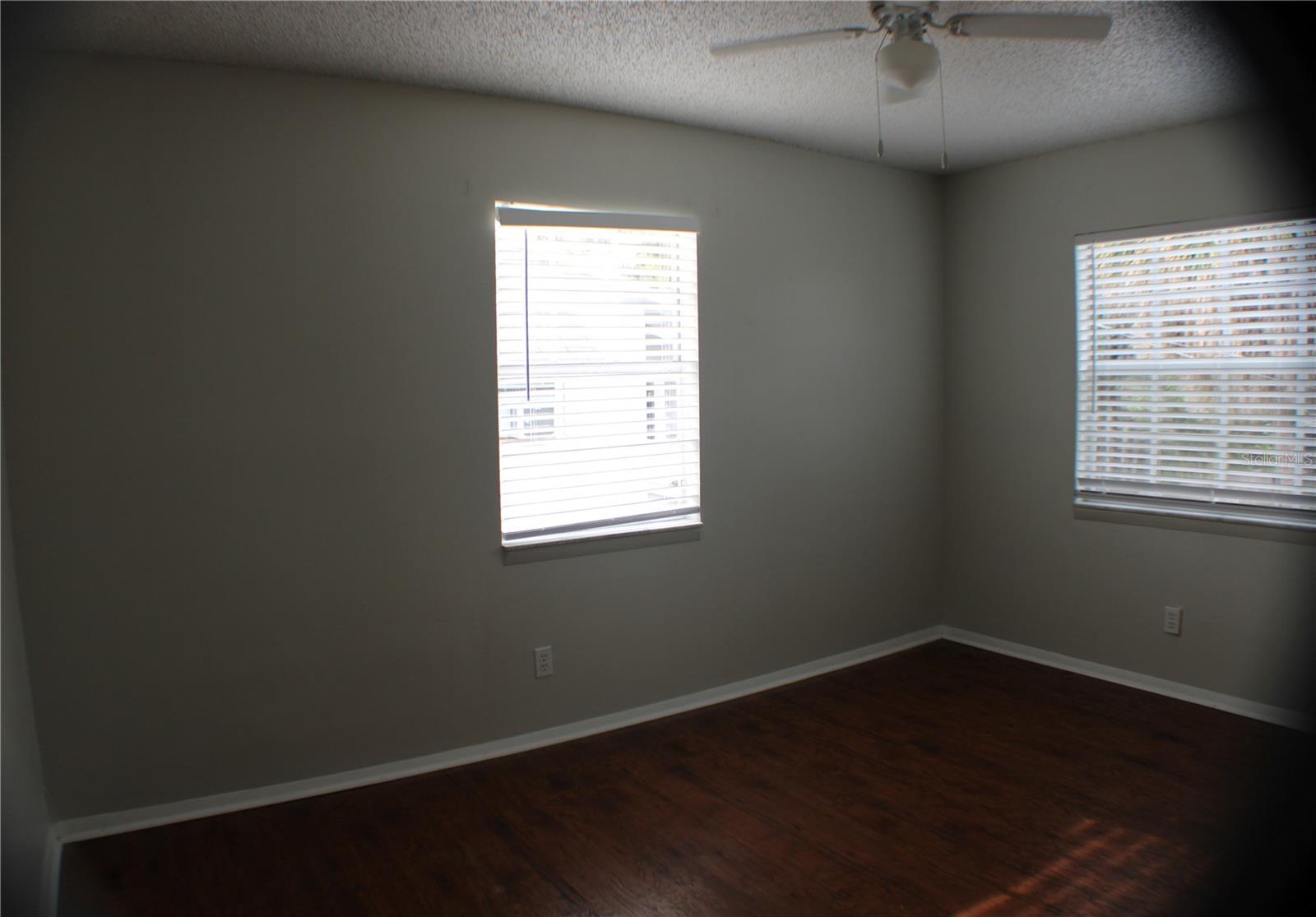 1405 W DE LEON ST ##B — photo 17