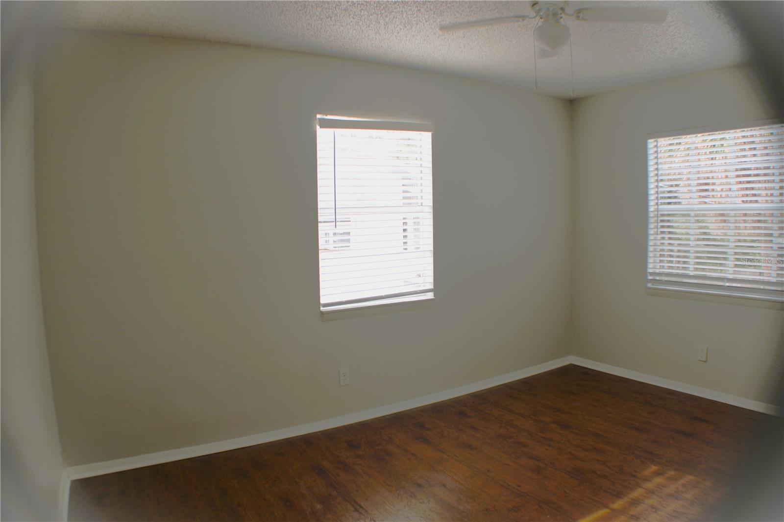 1405 W DE LEON ST ##B — photo 4