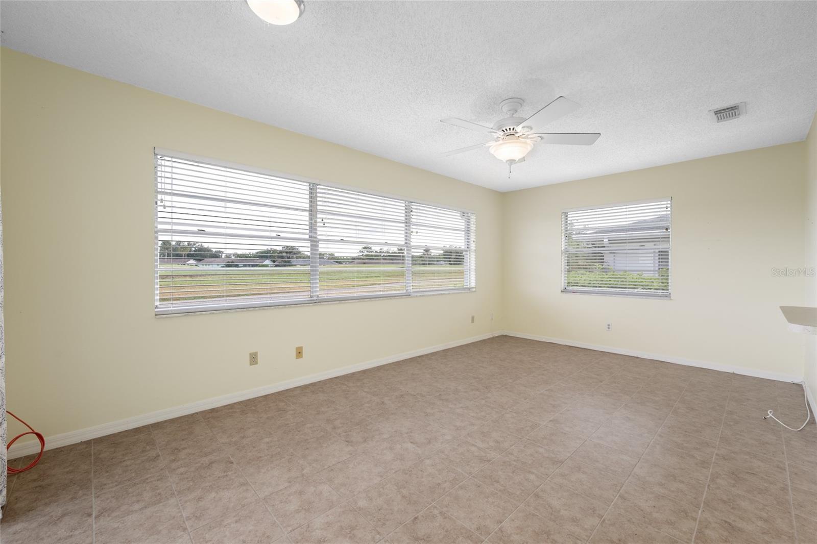 2020 HULLHOUSE DR — photo 15