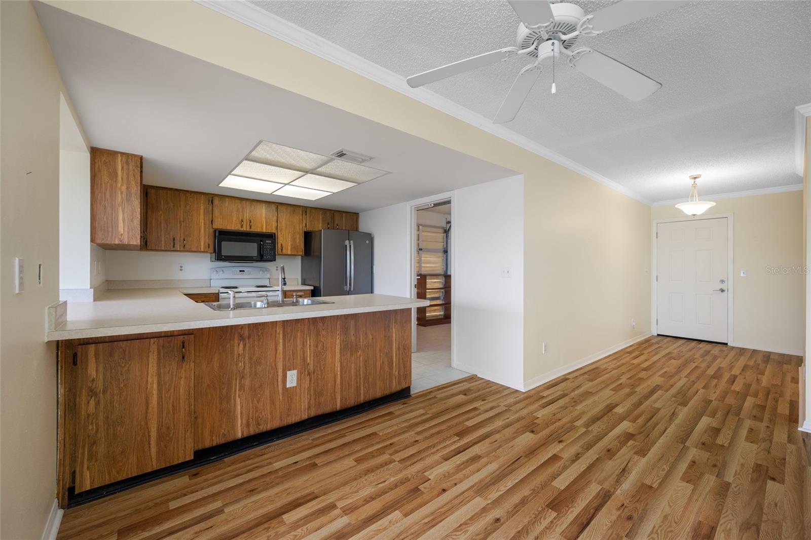 2020 HULLHOUSE DR — photo 7