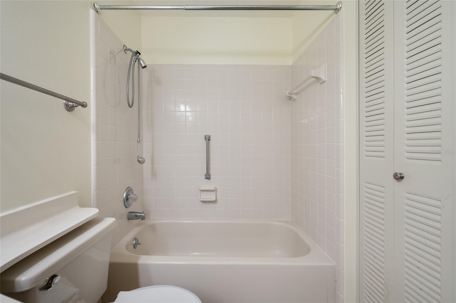 2020 HULLHOUSE DR — photo 30