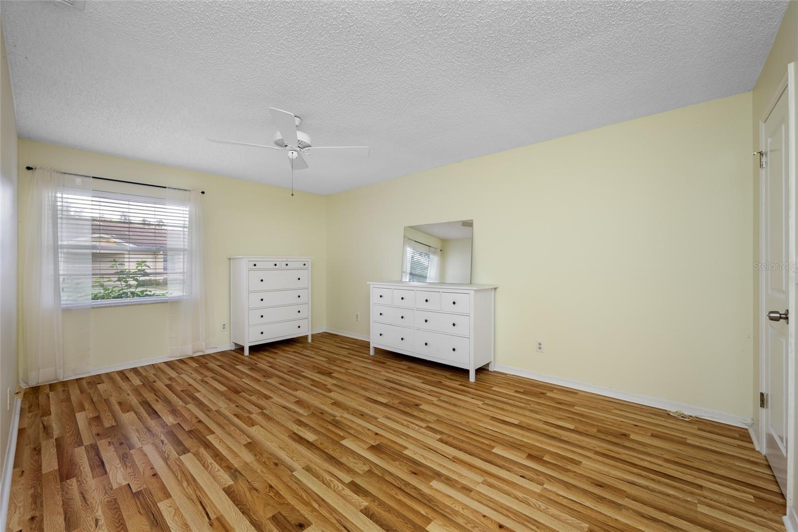 2020 HULLHOUSE DR — photo 17