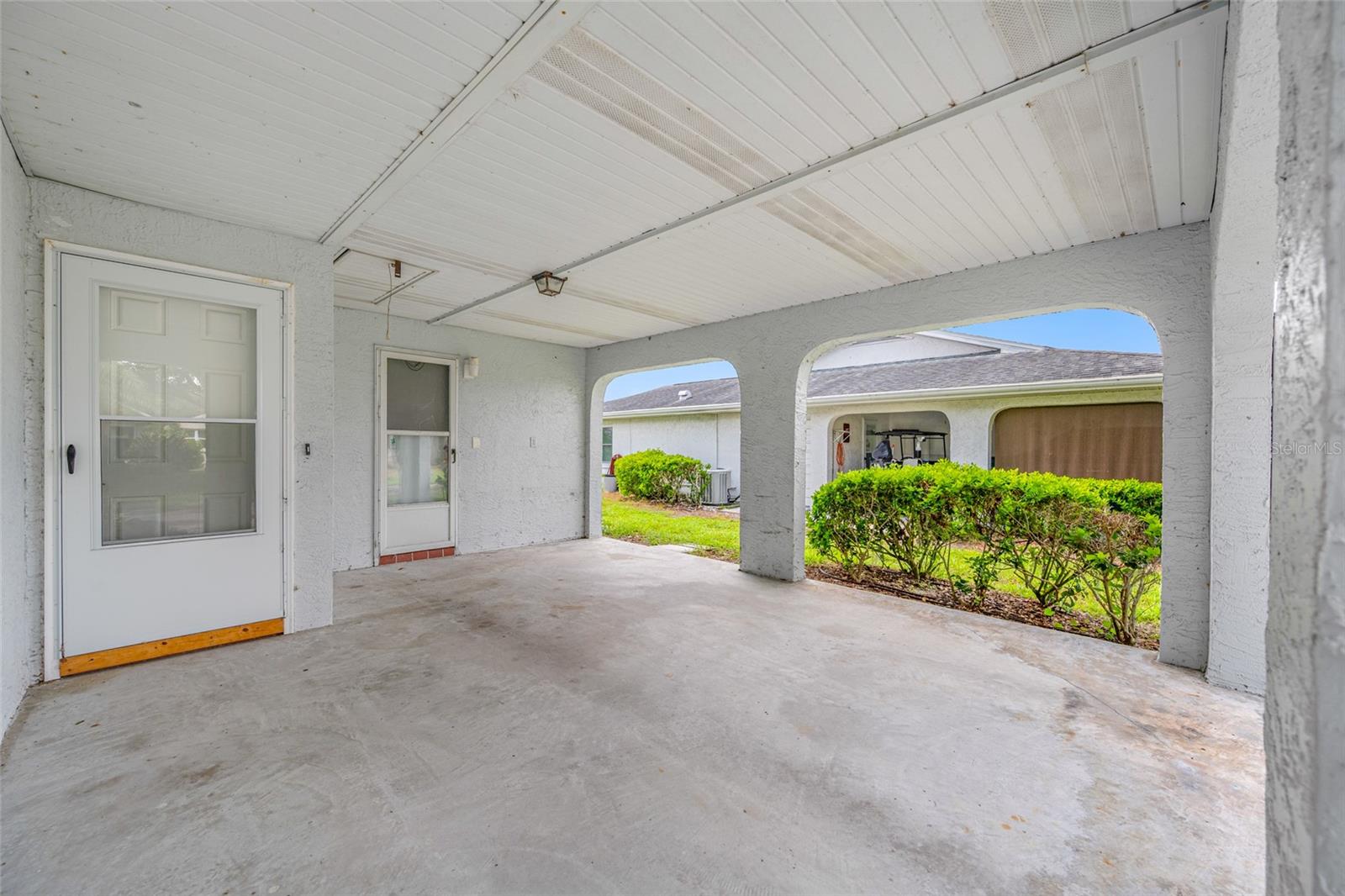 2020 HULLHOUSE DR — photo 33