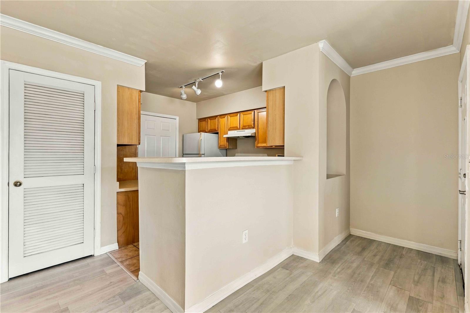 1015 VILLAGIO CIR #102 — photo 9