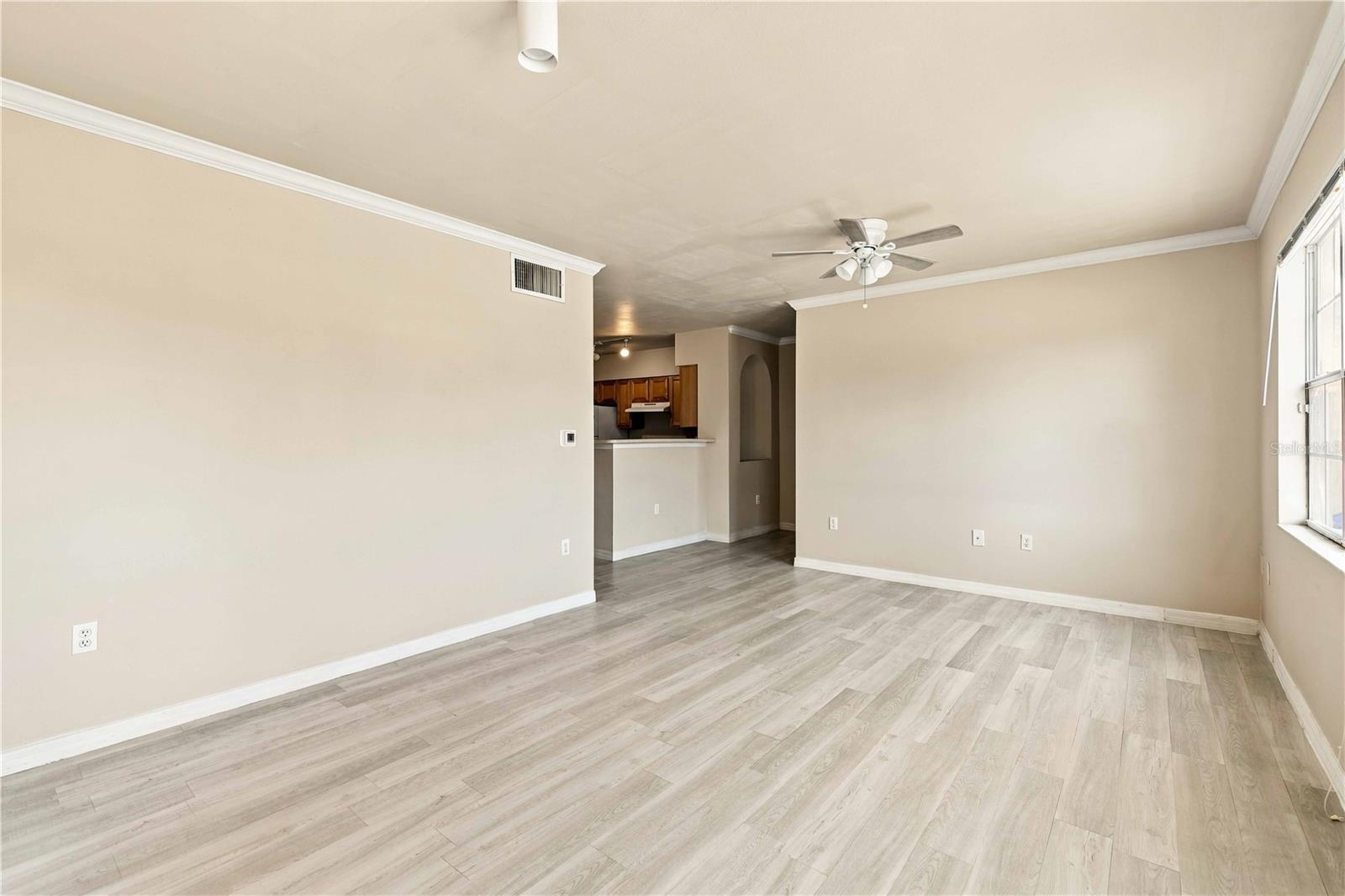 1015 VILLAGIO CIR #102 — photo 7