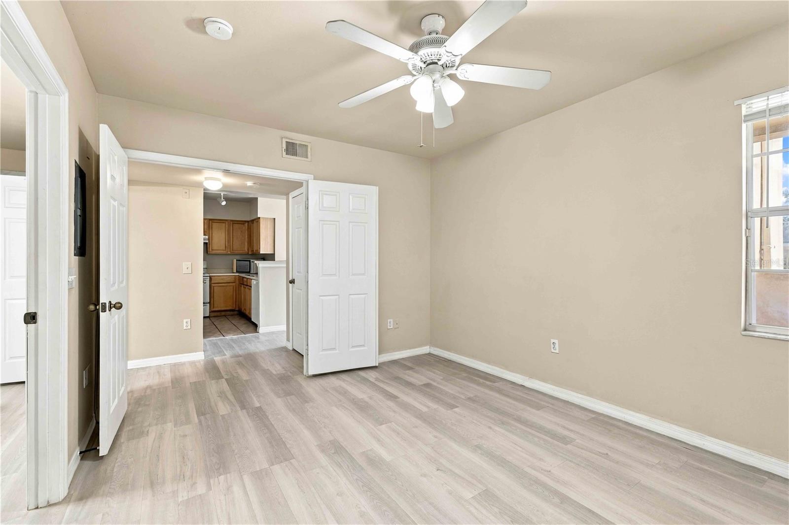 1015 VILLAGIO CIR #102 — photo 14