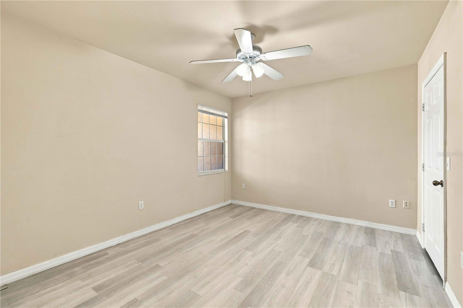 1015 VILLAGIO CIR #102 — photo 13