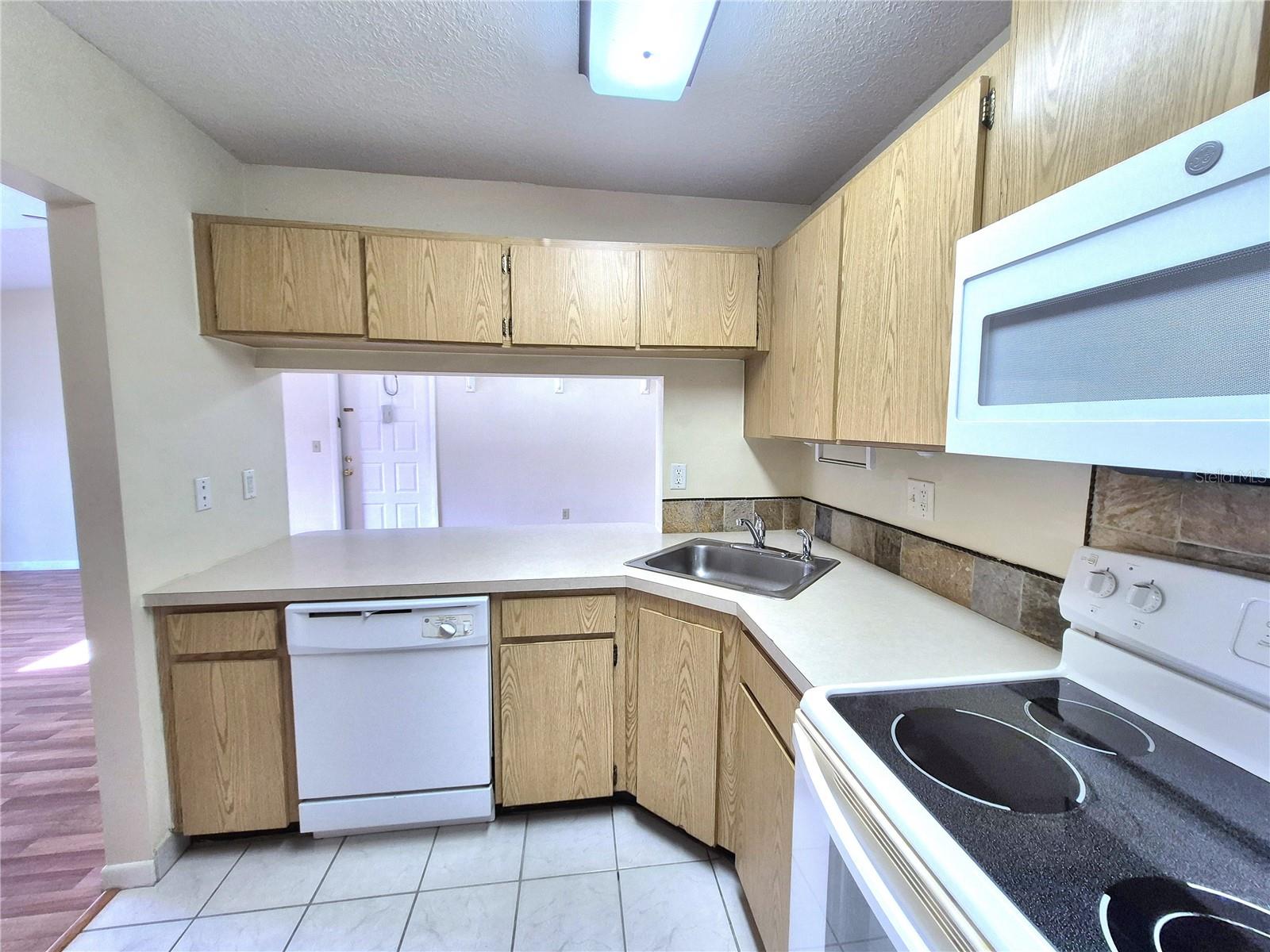 1344 PINE RIDGE CIR E #H3 — photo 12
