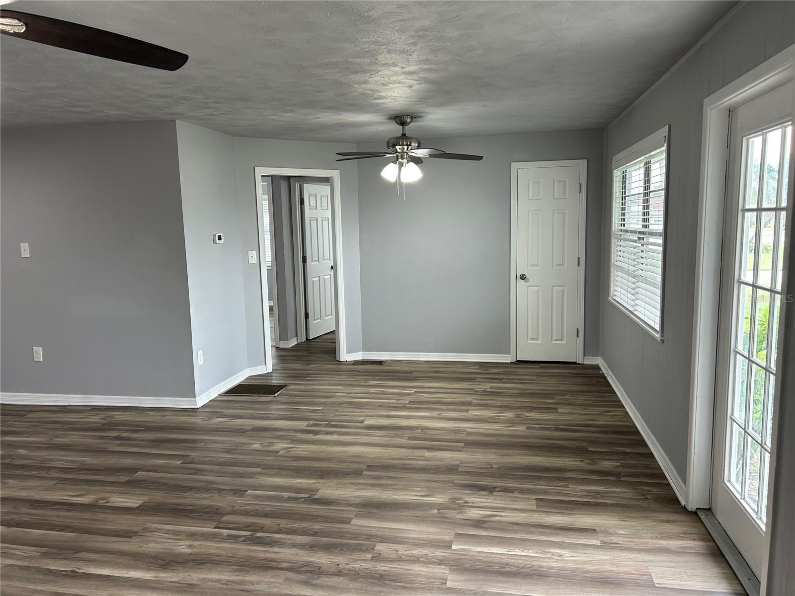 4708 PARK ACRES DR — photo 6