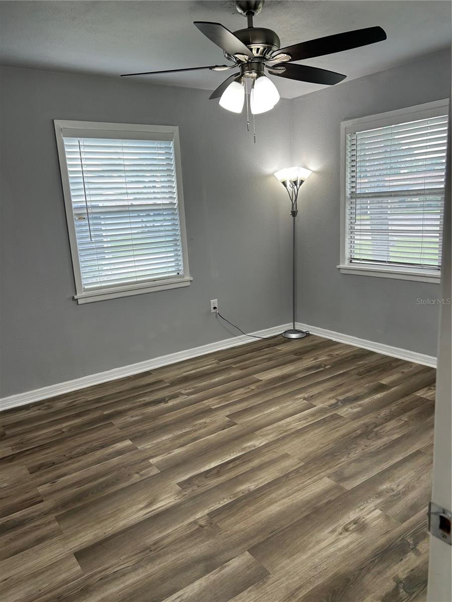 4708 PARK ACRES DR — photo 28