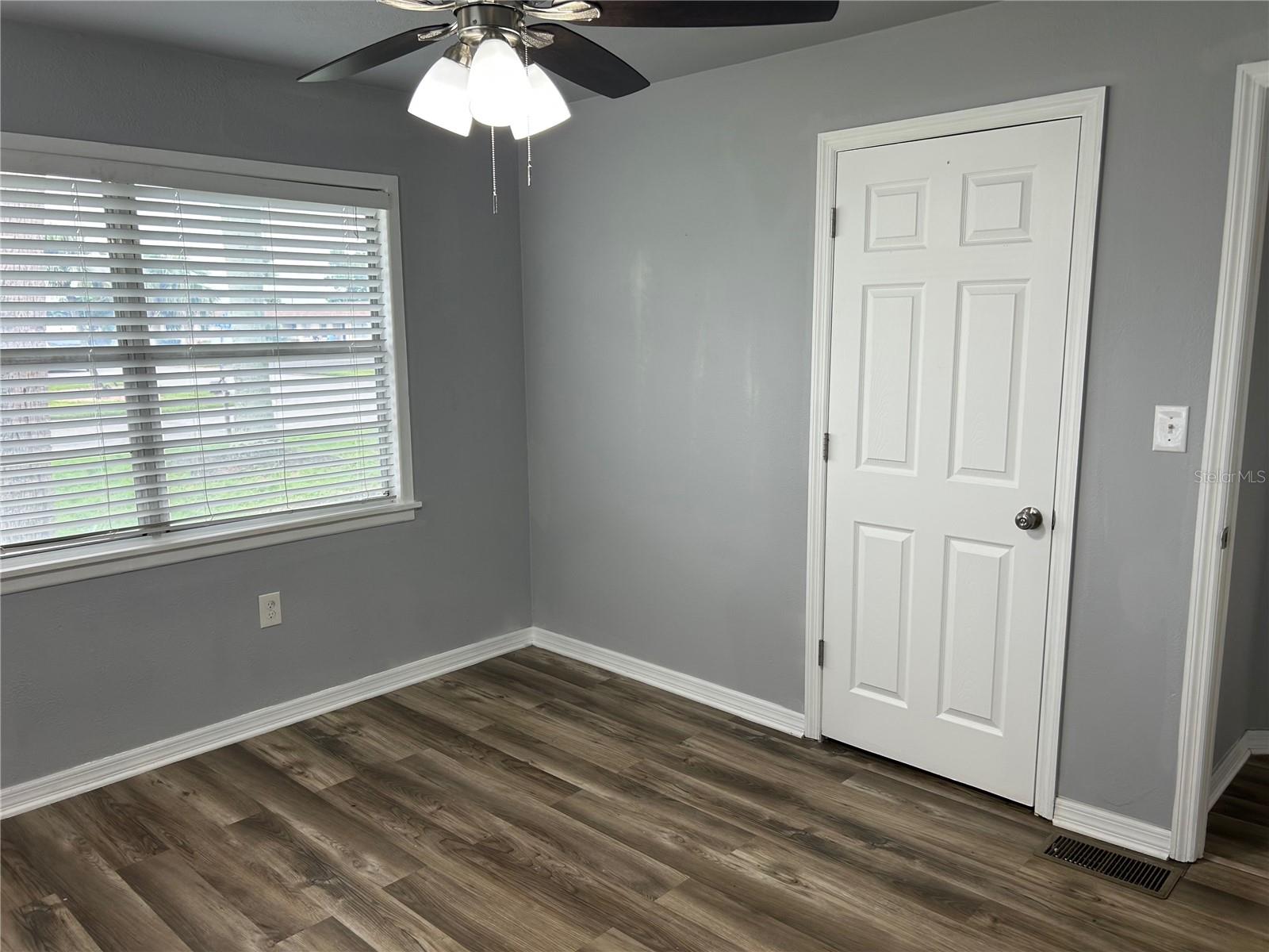4708 PARK ACRES DR — photo 27