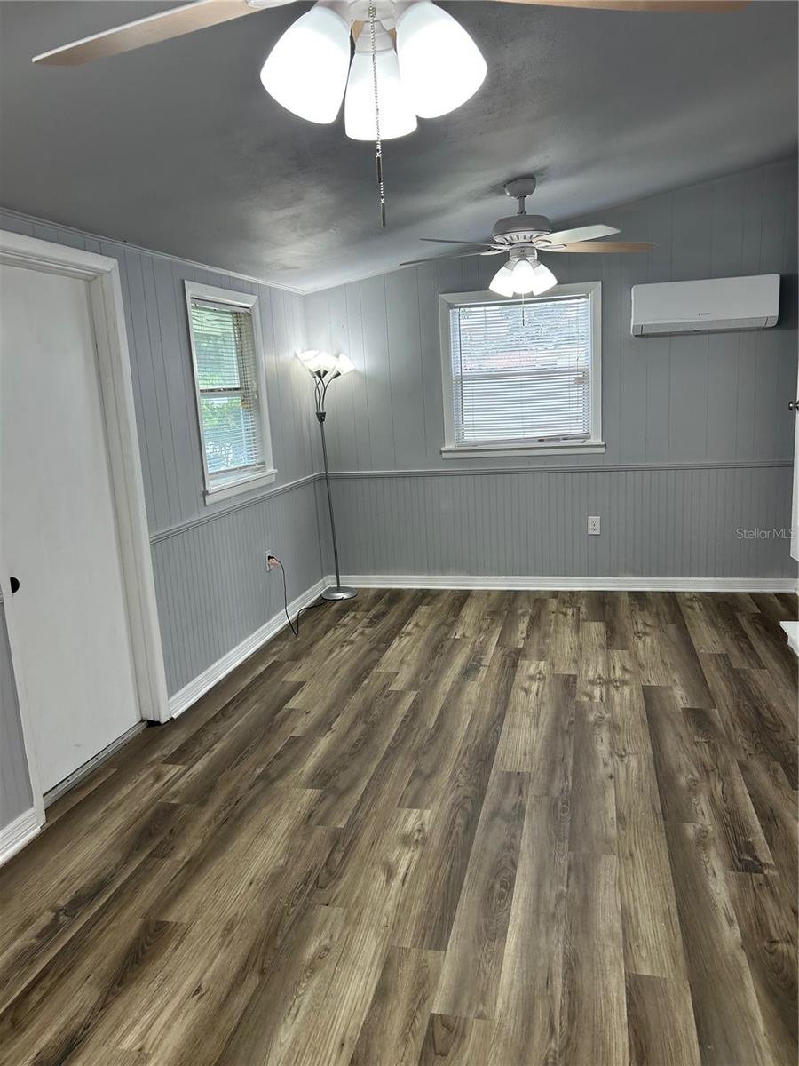 4708 PARK ACRES DR — photo 16