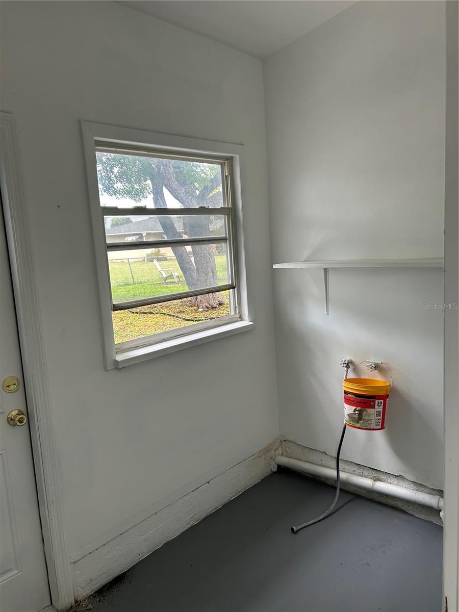4708 PARK ACRES DR — photo 17