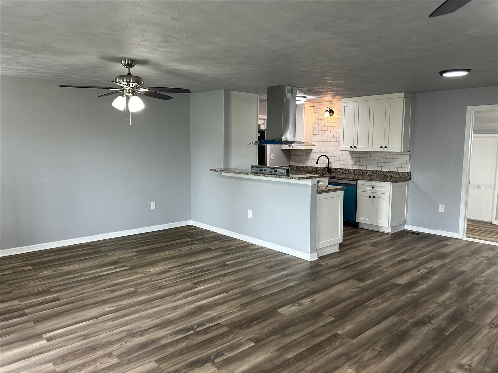 4708 PARK ACRES DR — photo 5