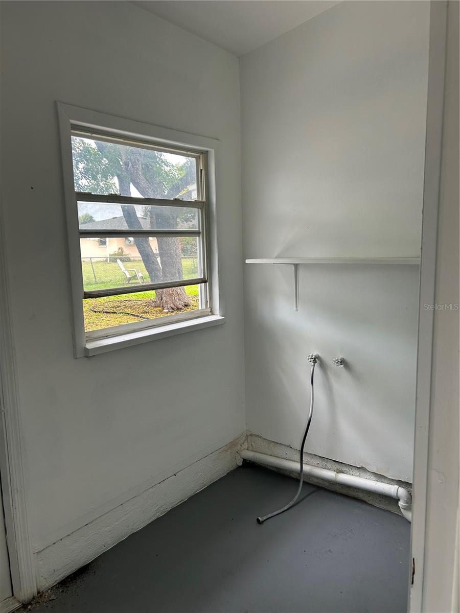 4708 PARK ACRES DR — photo 18