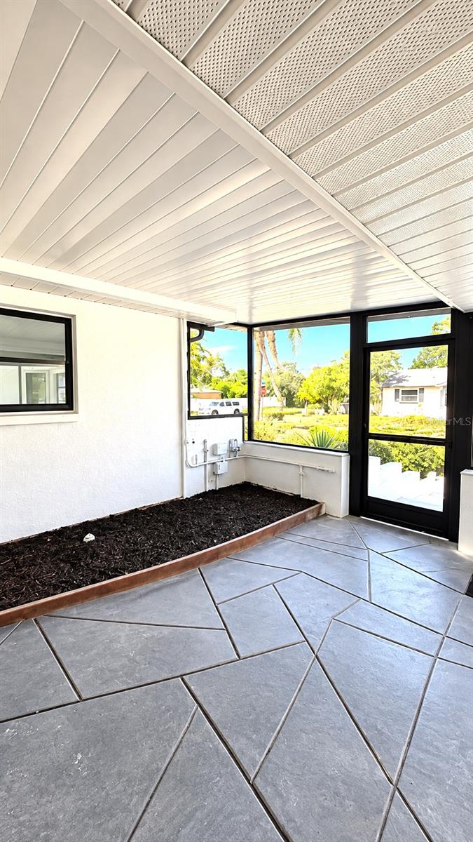 3708 HOLIDAY LAKE DR — photo 25