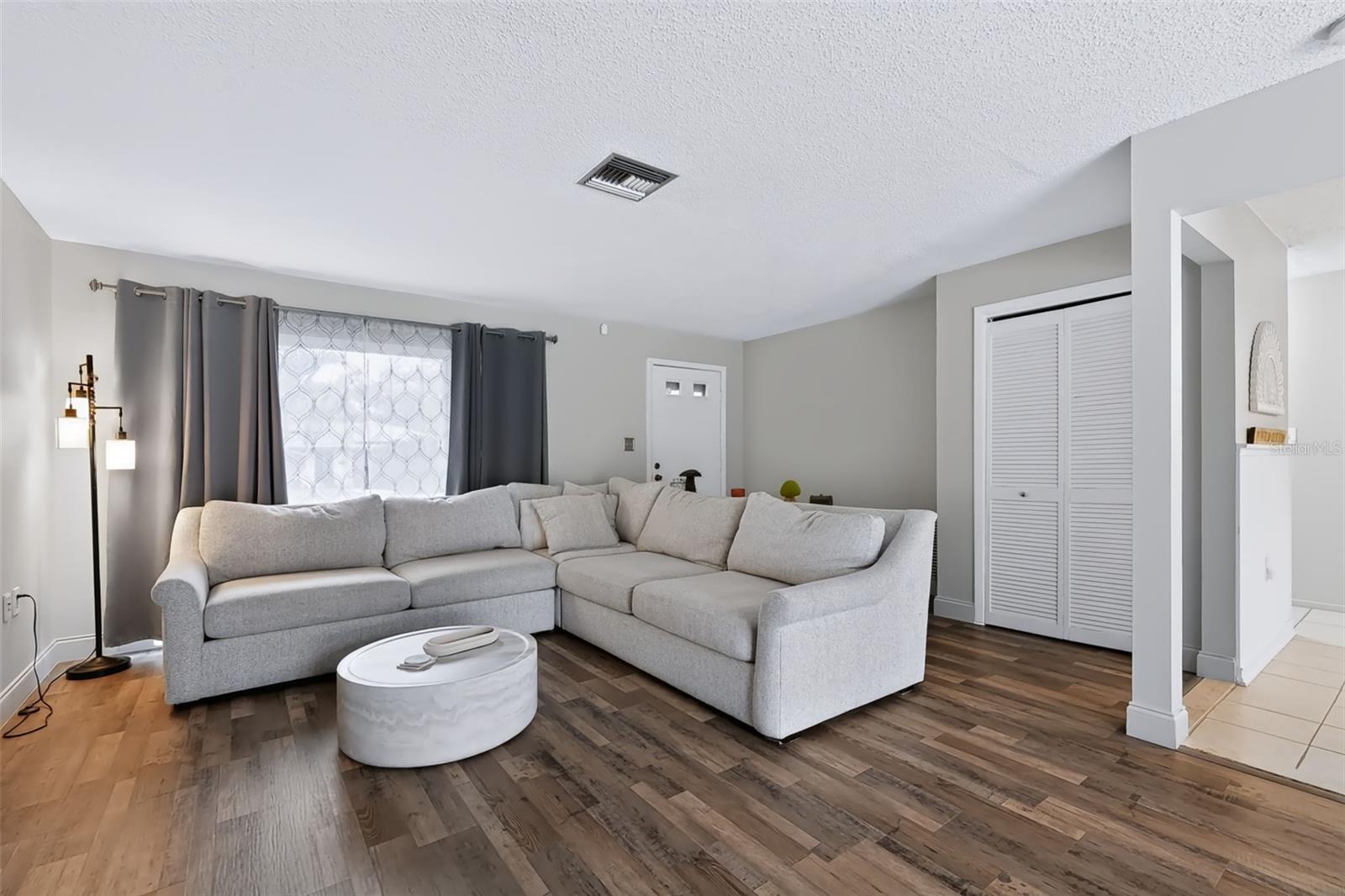3437 DOVE HOLLOW CT — photo 4