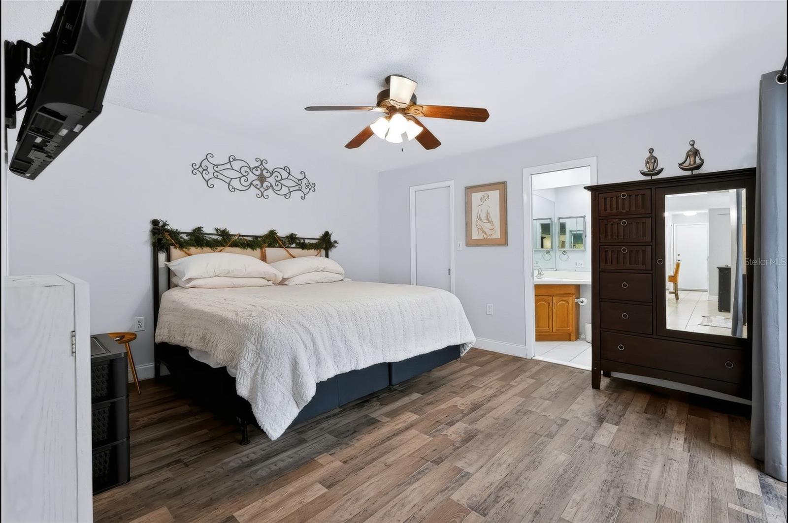 3437 DOVE HOLLOW CT — photo 8