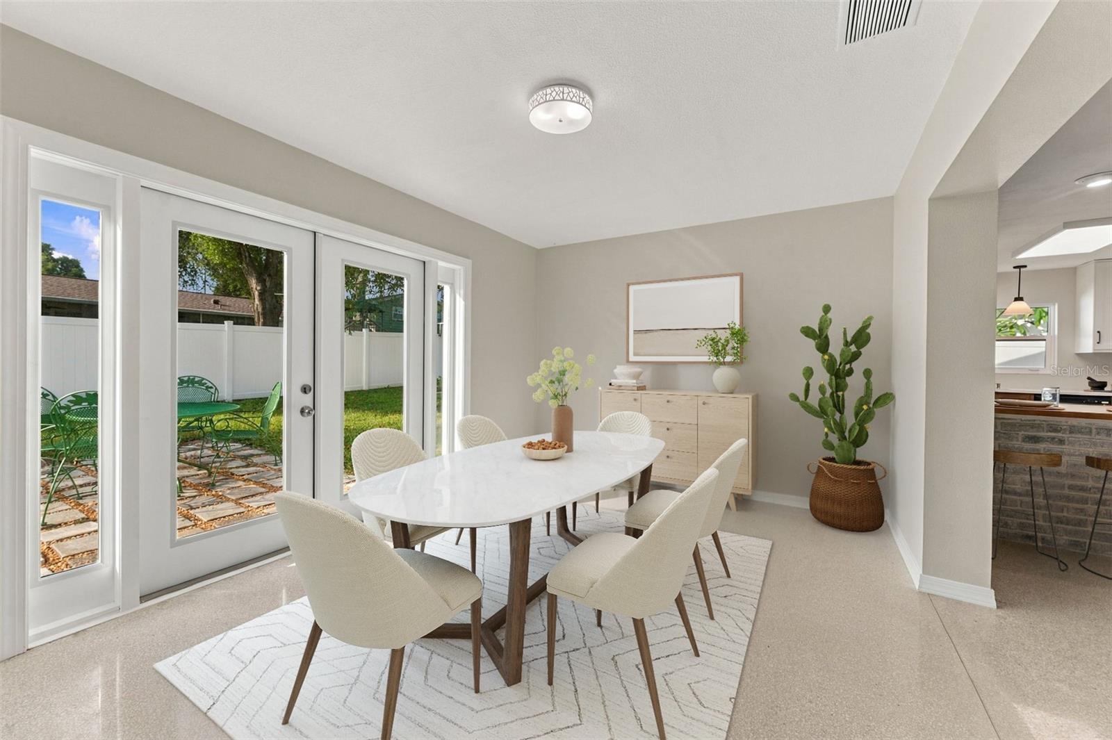 2116 W MINNEHAHA ST — photo 13