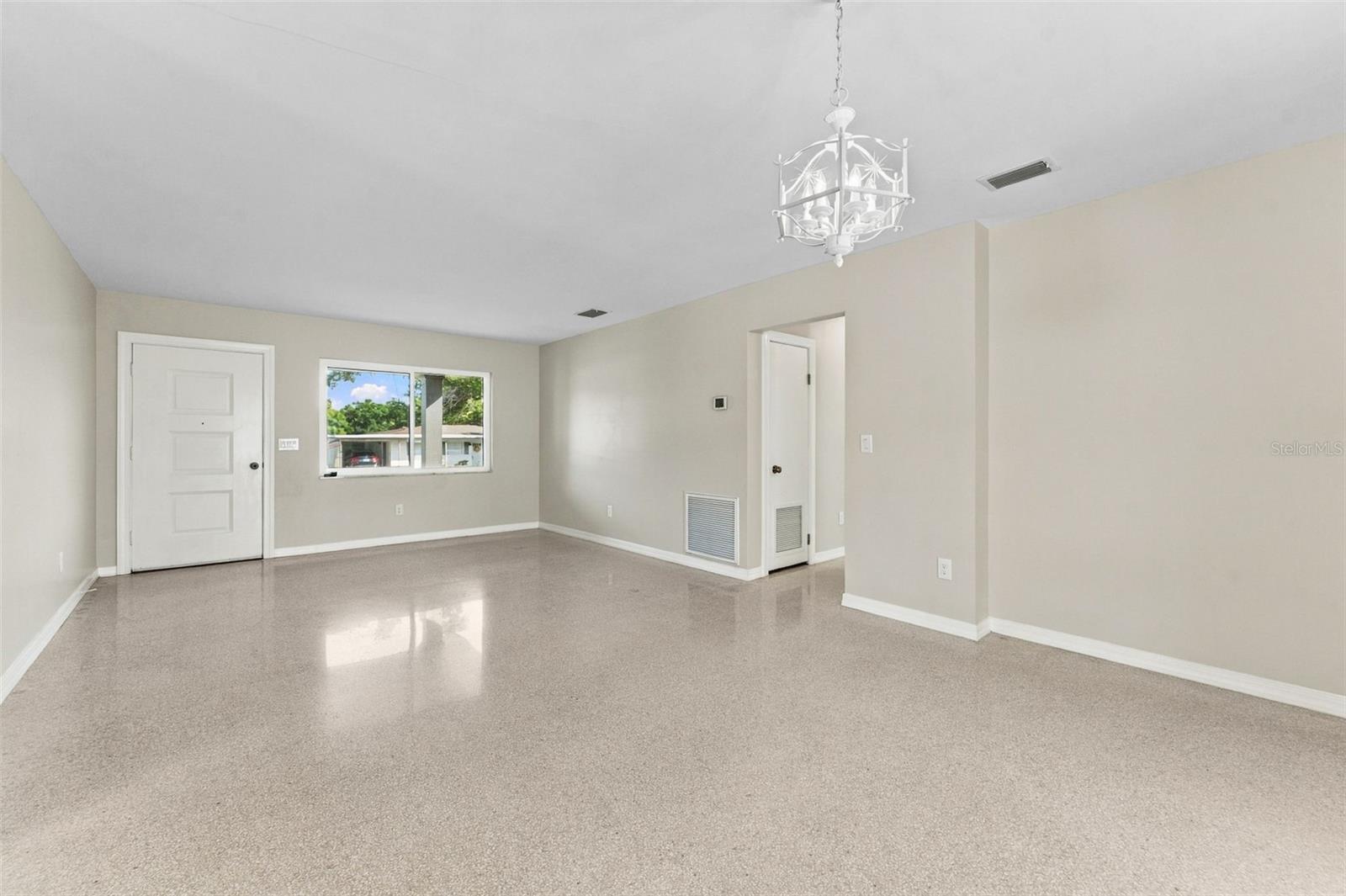 2116 W MINNEHAHA ST — photo 6
