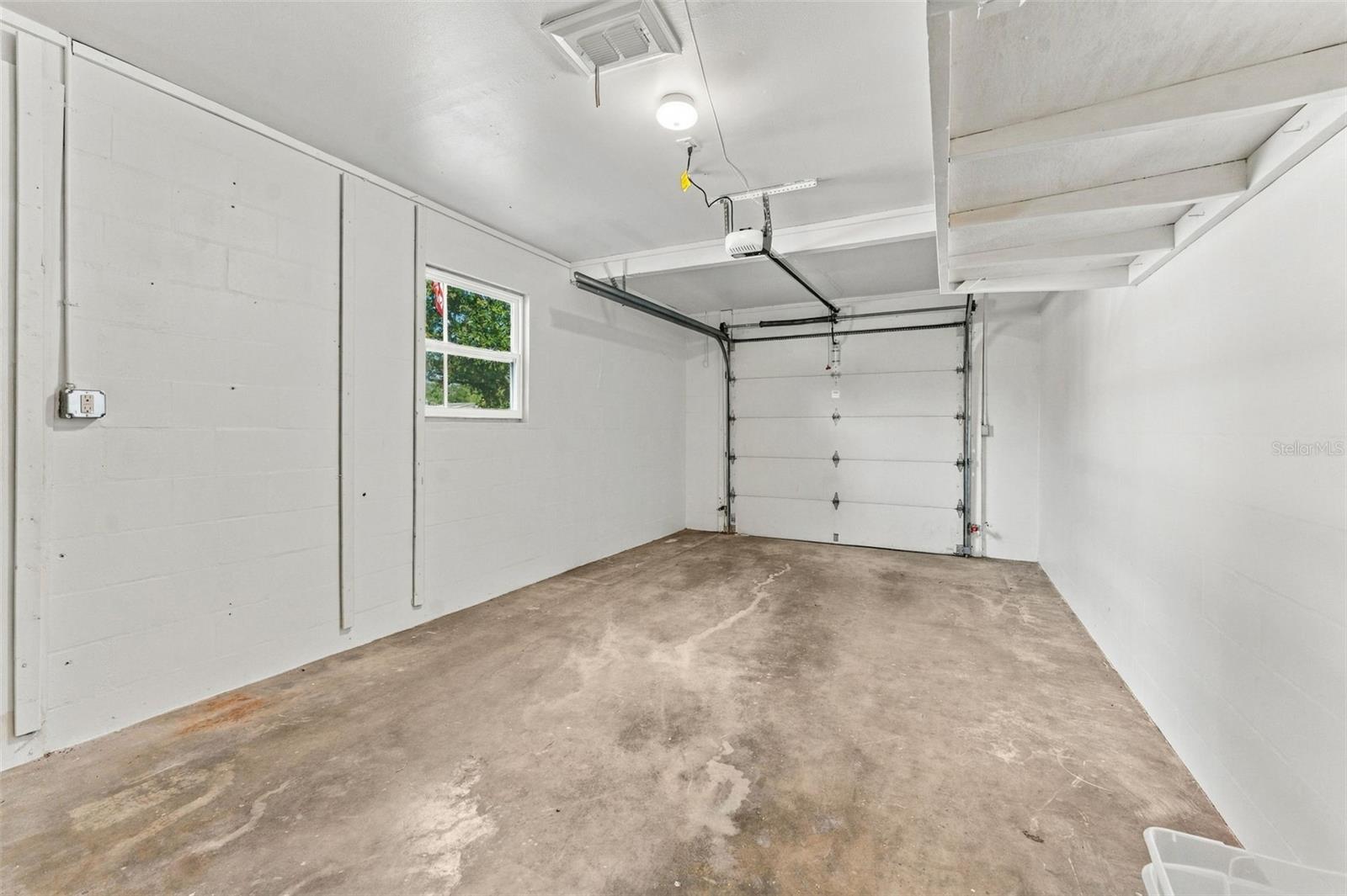 2116 W MINNEHAHA ST — photo 35