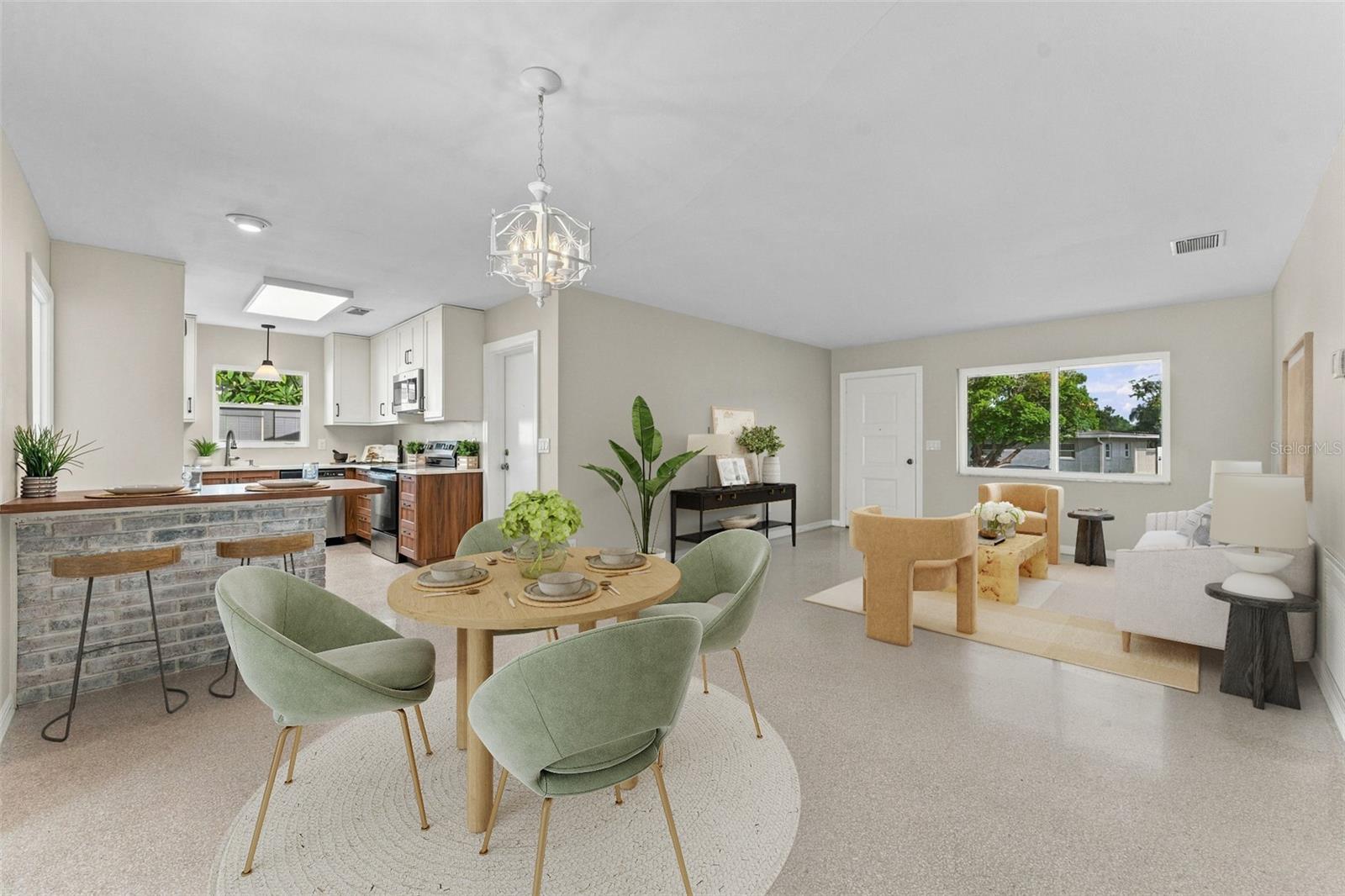 2116 W MINNEHAHA ST — photo 15