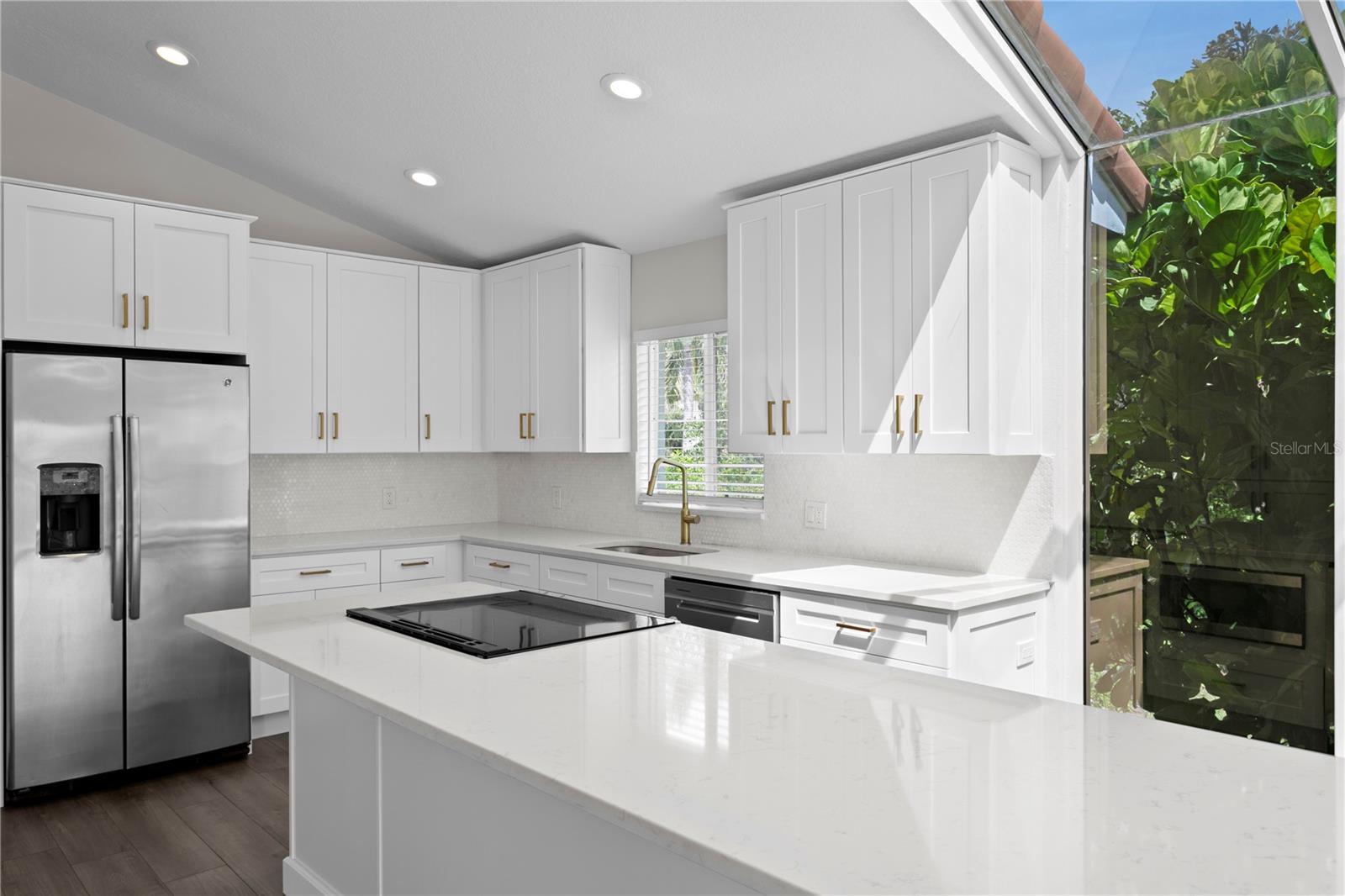 6402 RUBIA CIR — photo 17