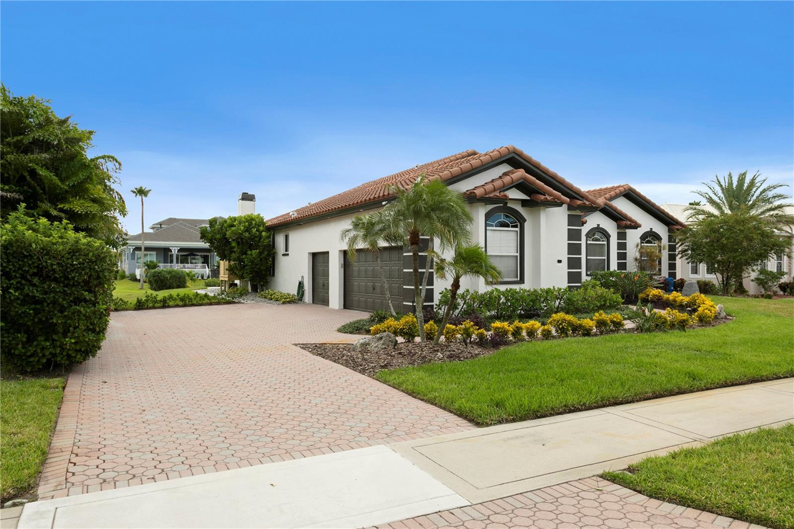 6402 RUBIA CIR — photo 2