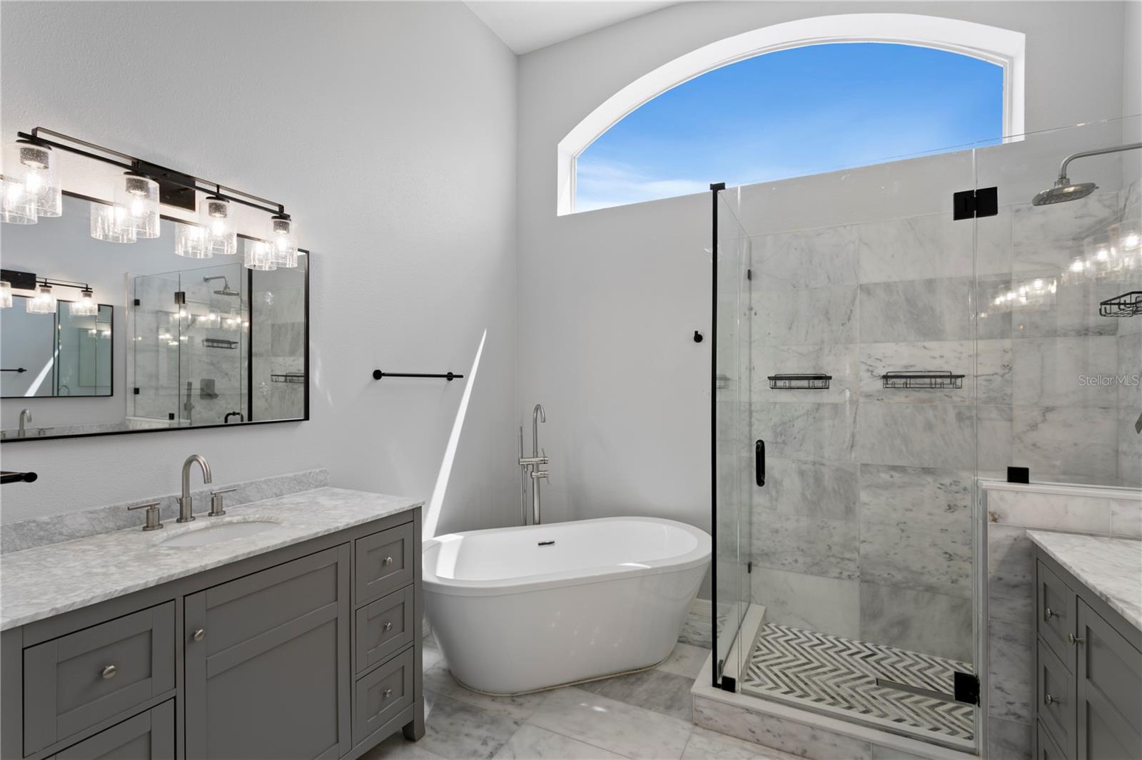 6402 RUBIA CIR — photo 36