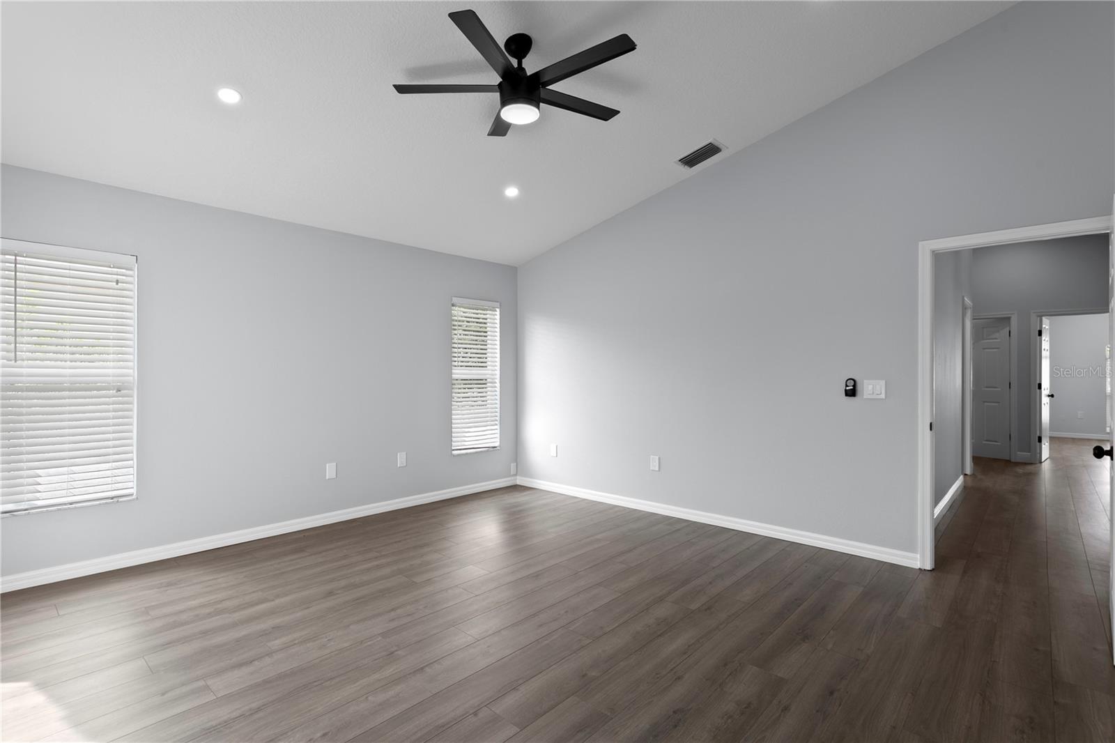 6402 RUBIA CIR — photo 35