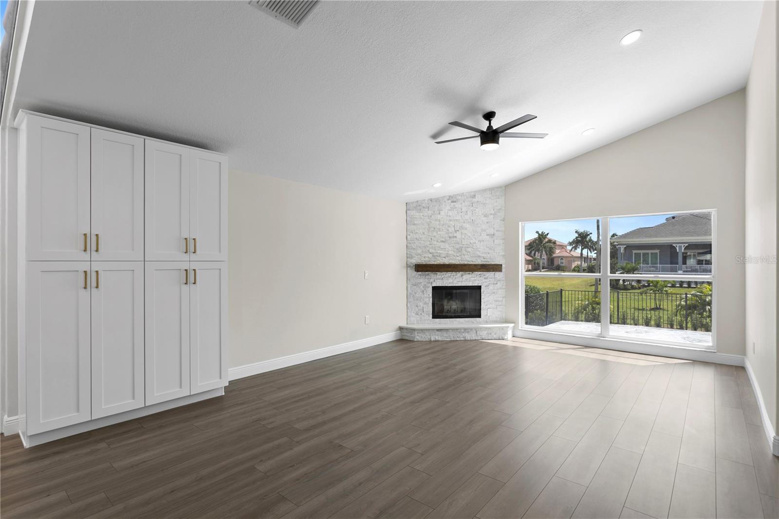 6402 RUBIA CIR — photo 23