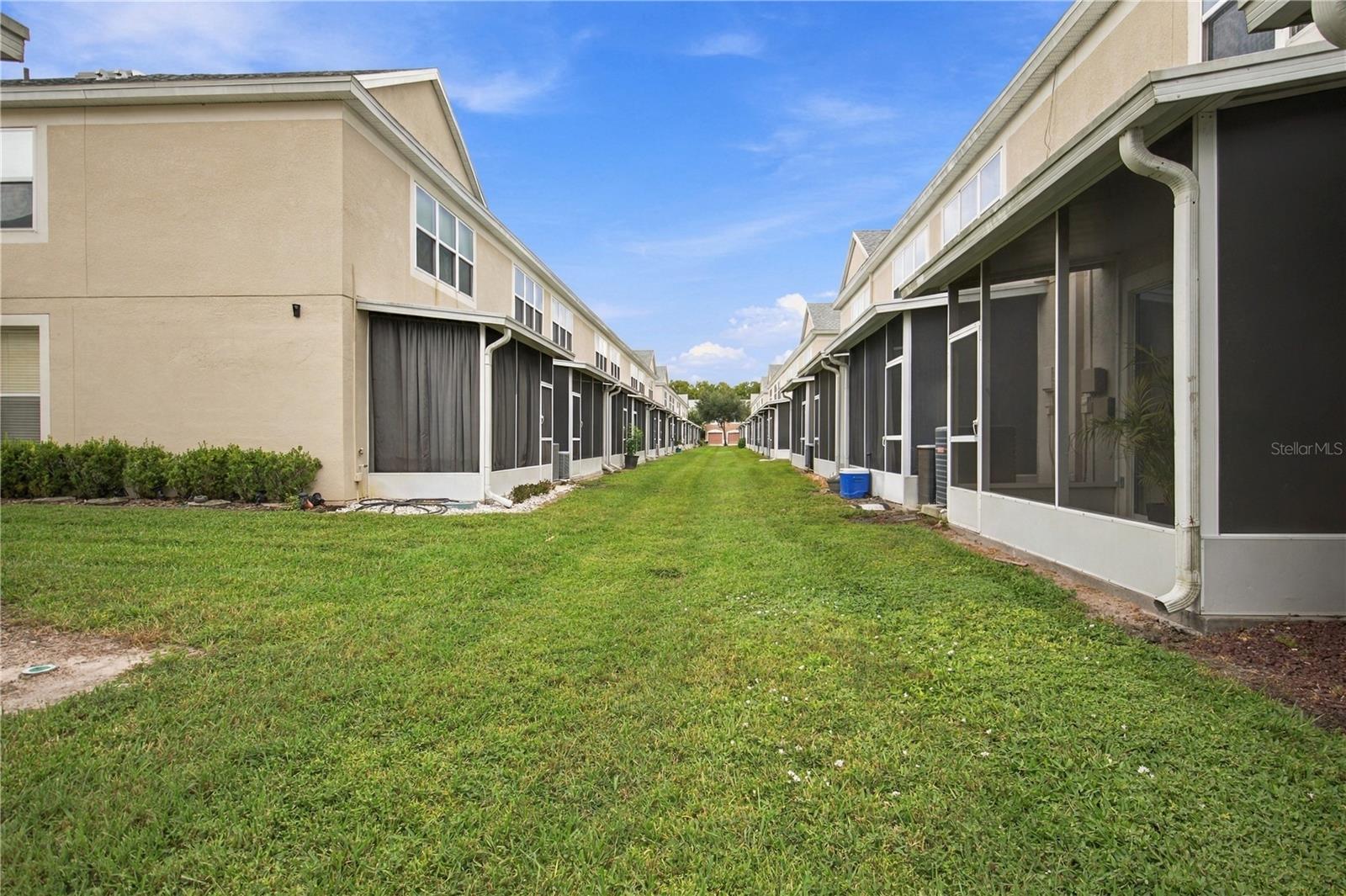 26606 CASTLEVIEW WAY — photo 31