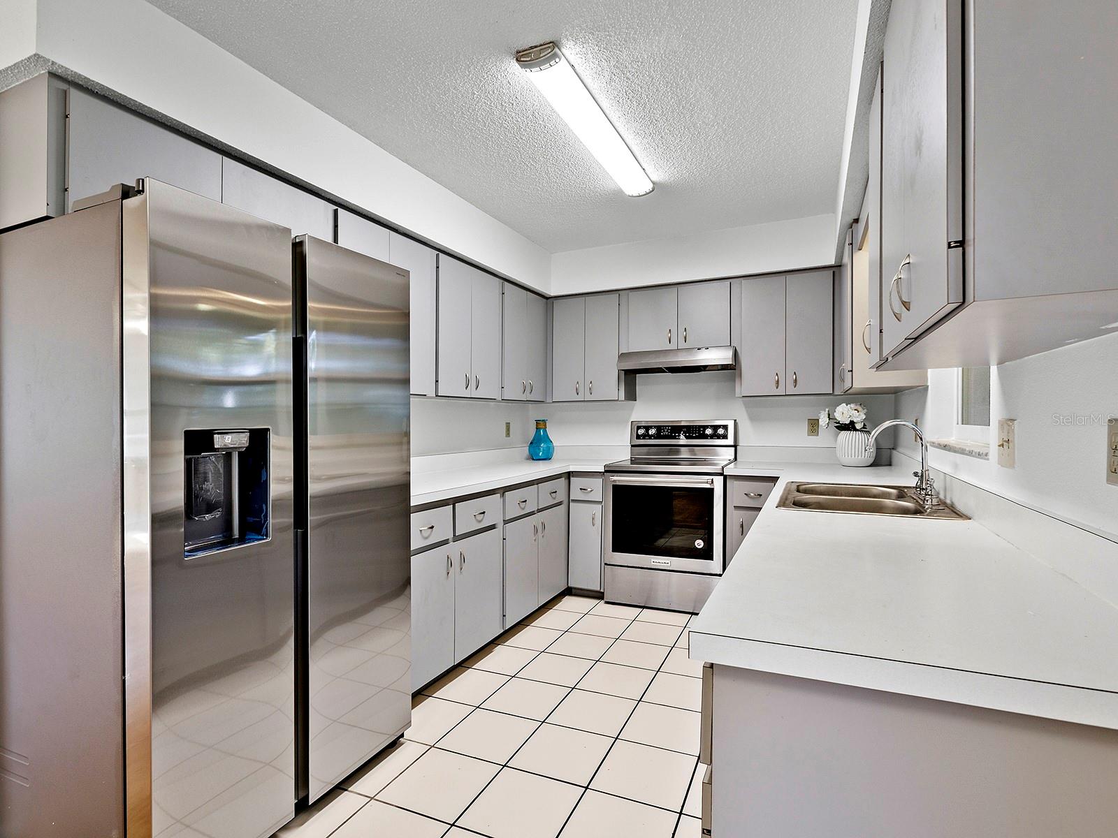 4260 BELL AVE — photo 7