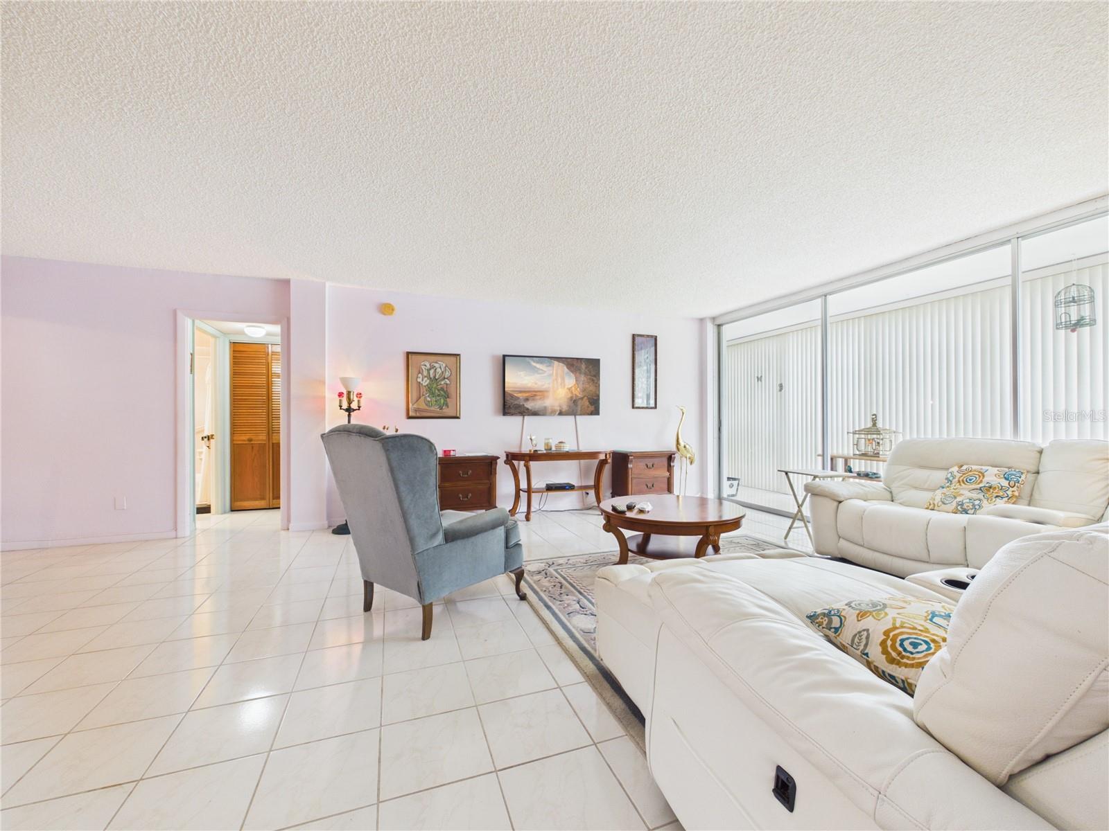 50 HARBOR VIEW LN #18 — photo 37