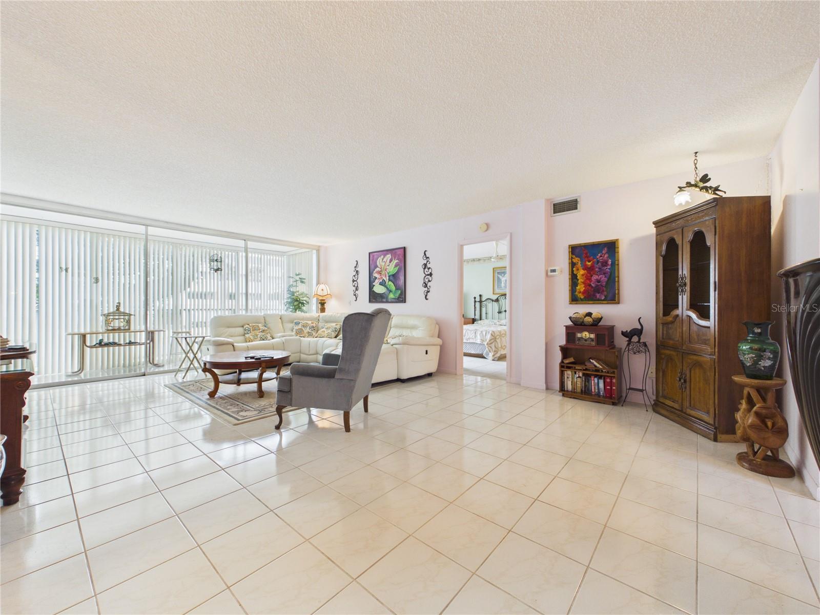 50 HARBOR VIEW LN #18 — photo 4
