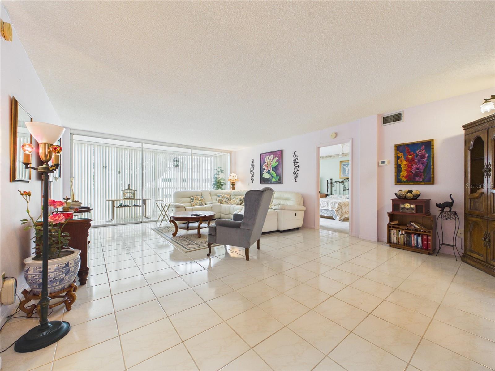 50 HARBOR VIEW LN #18 — photo 5