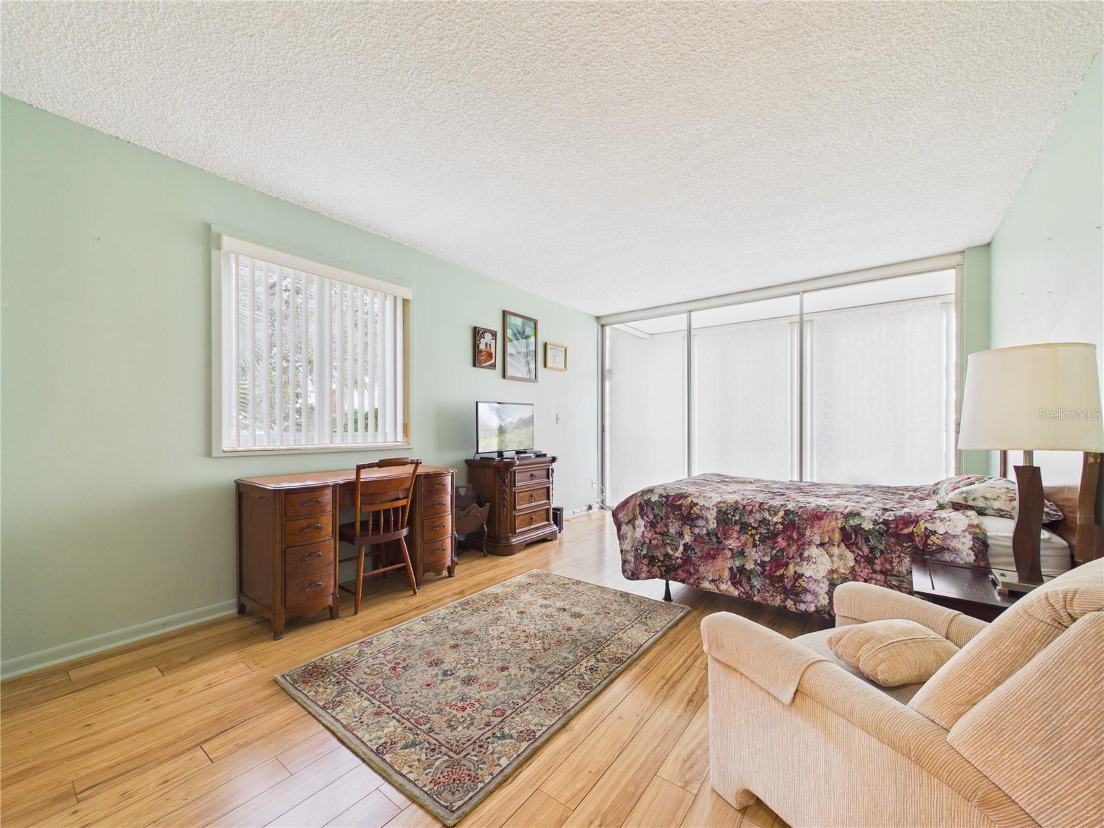 50 HARBOR VIEW LN #18 — photo 16
