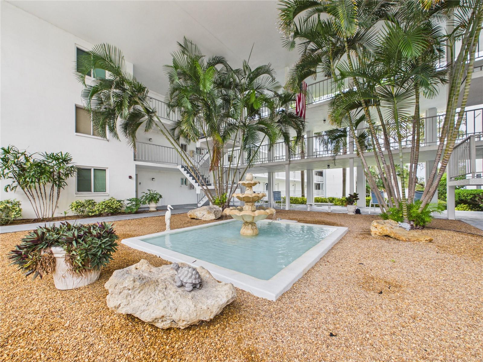 50 HARBOR VIEW LN #18 — photo 51
