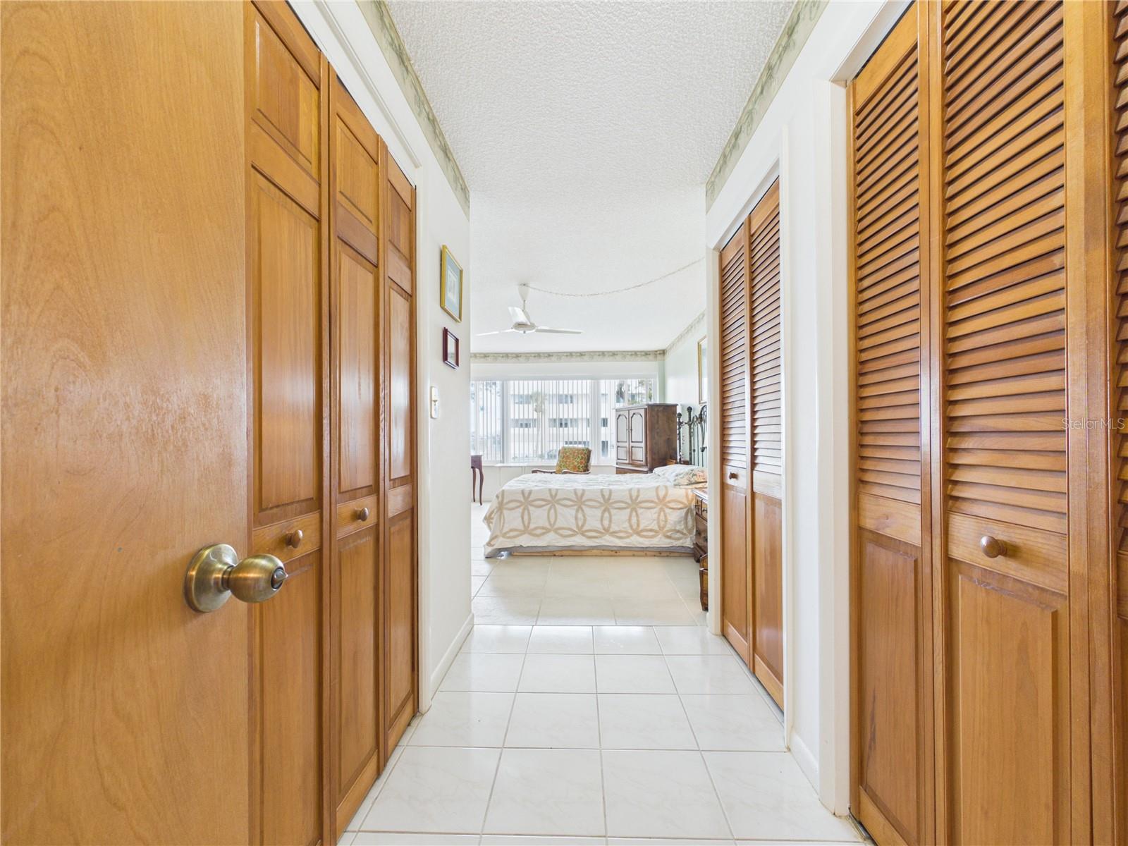 50 HARBOR VIEW LN #18 — photo 35