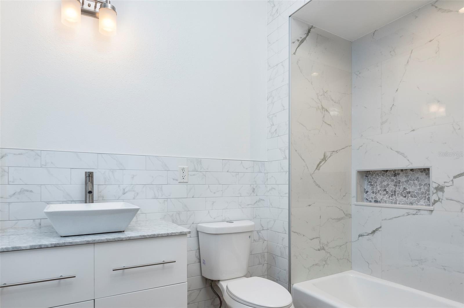 331 CLEVELAND ST #320 — photo 23