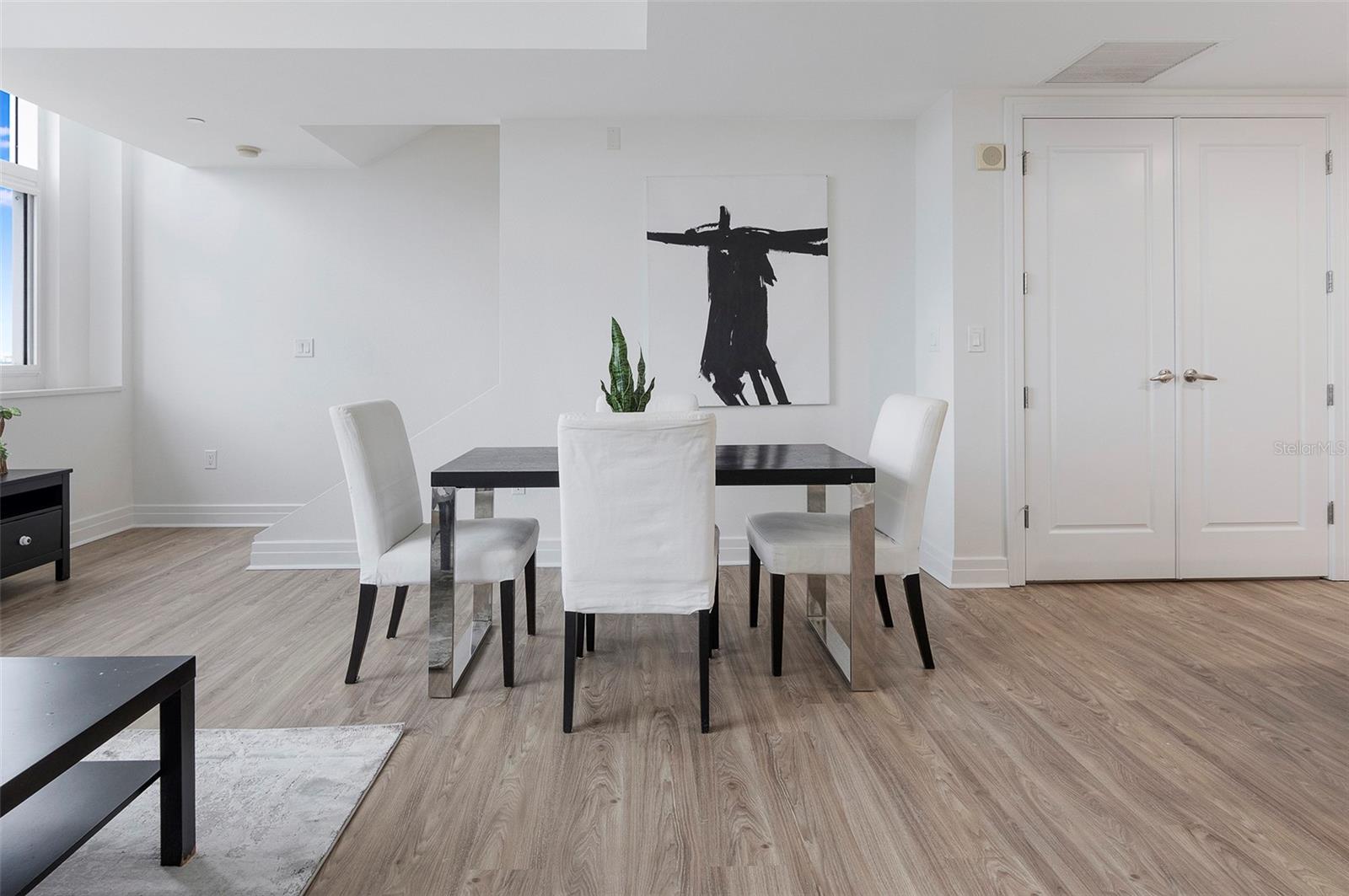 331 CLEVELAND ST #320 — photo 10