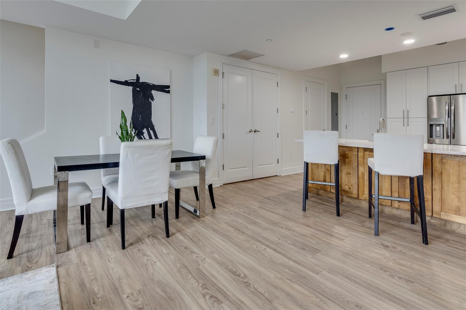 331 CLEVELAND ST #320 — photo 11