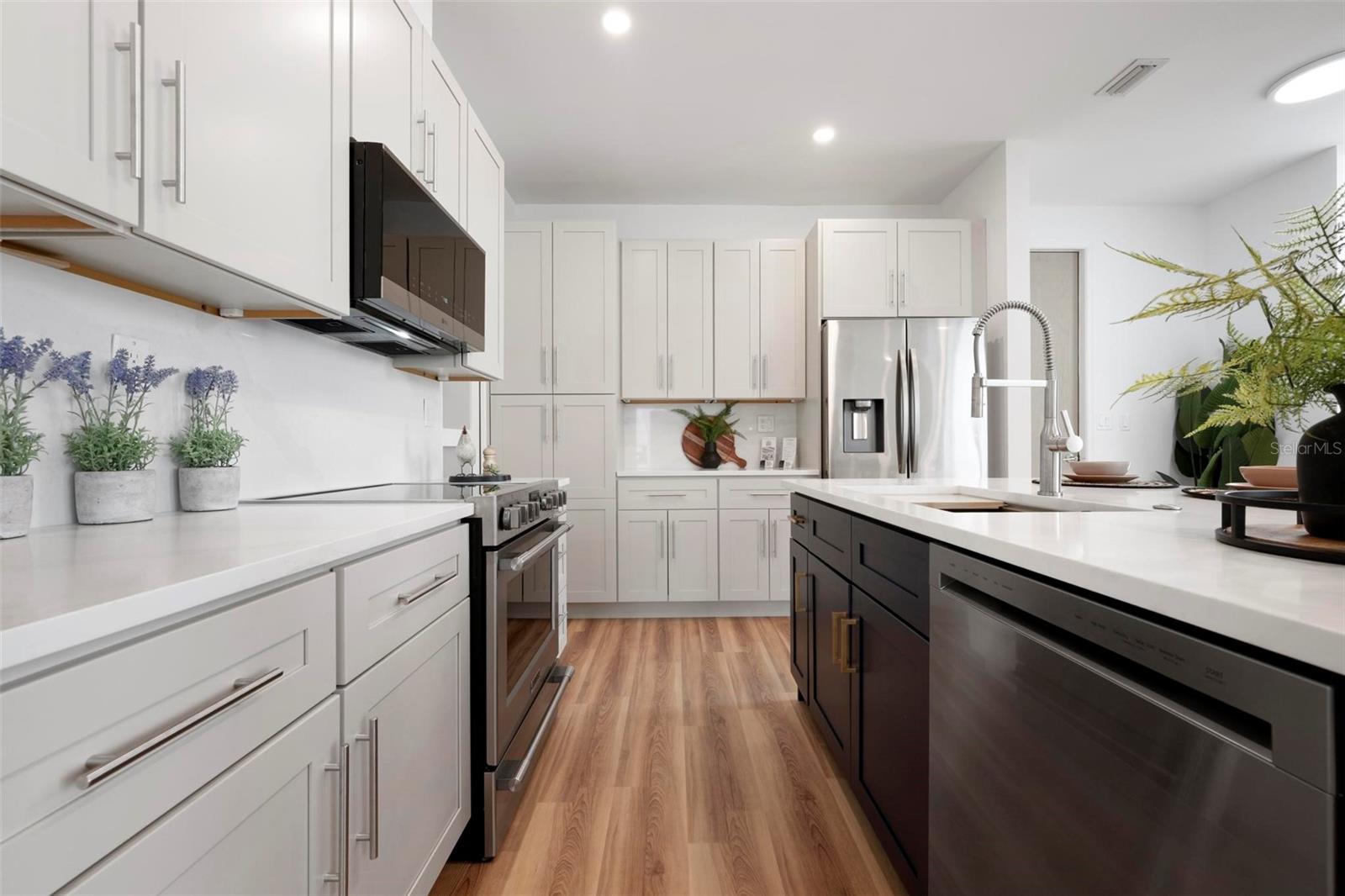 550 W FLAMINGO DR #2 — photo 13