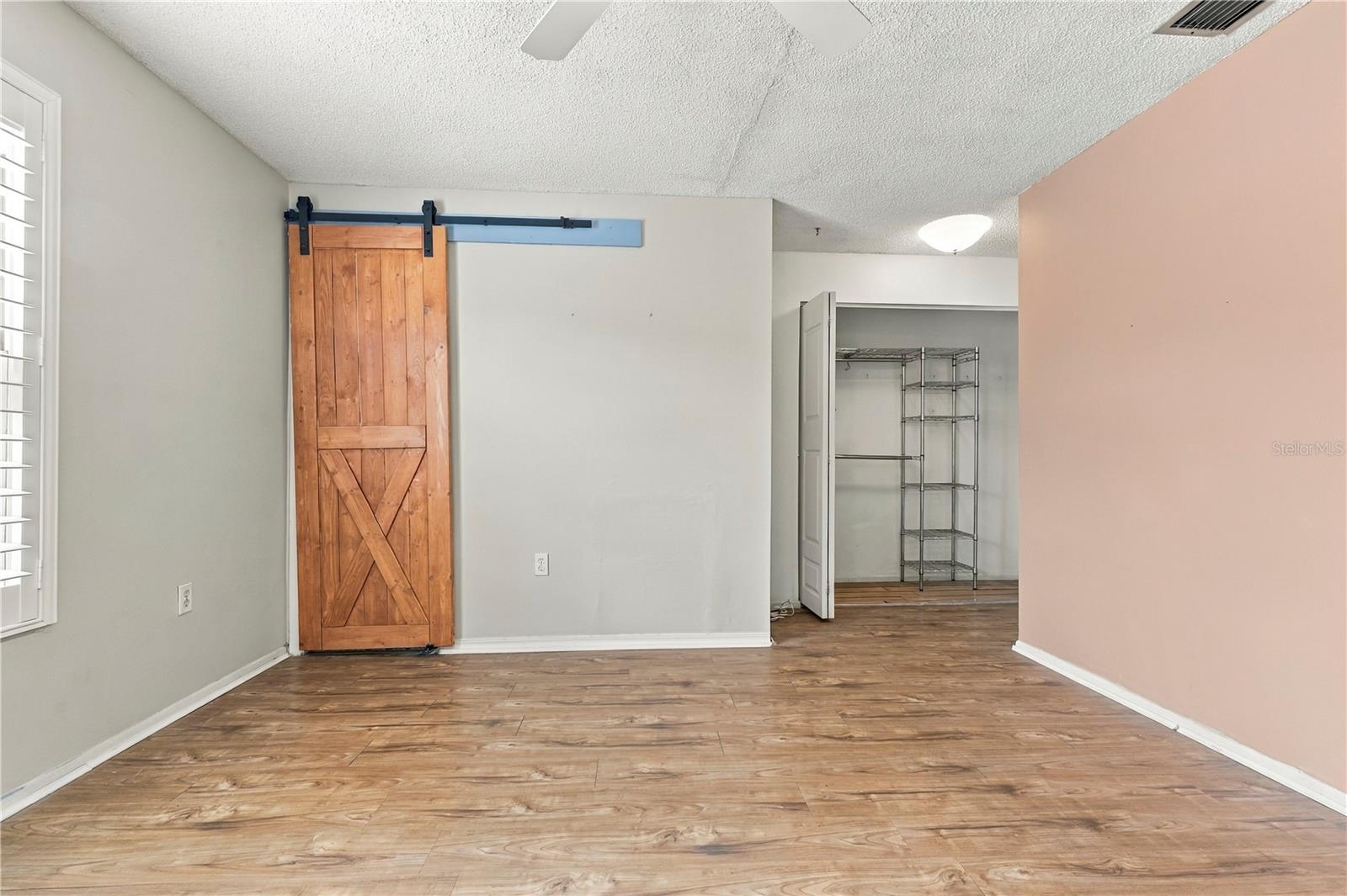 3431 VAN NUYS LOOP — photo 32