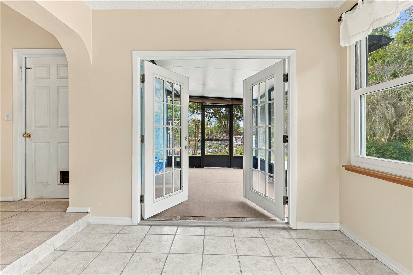 3431 VAN NUYS LOOP — photo 19