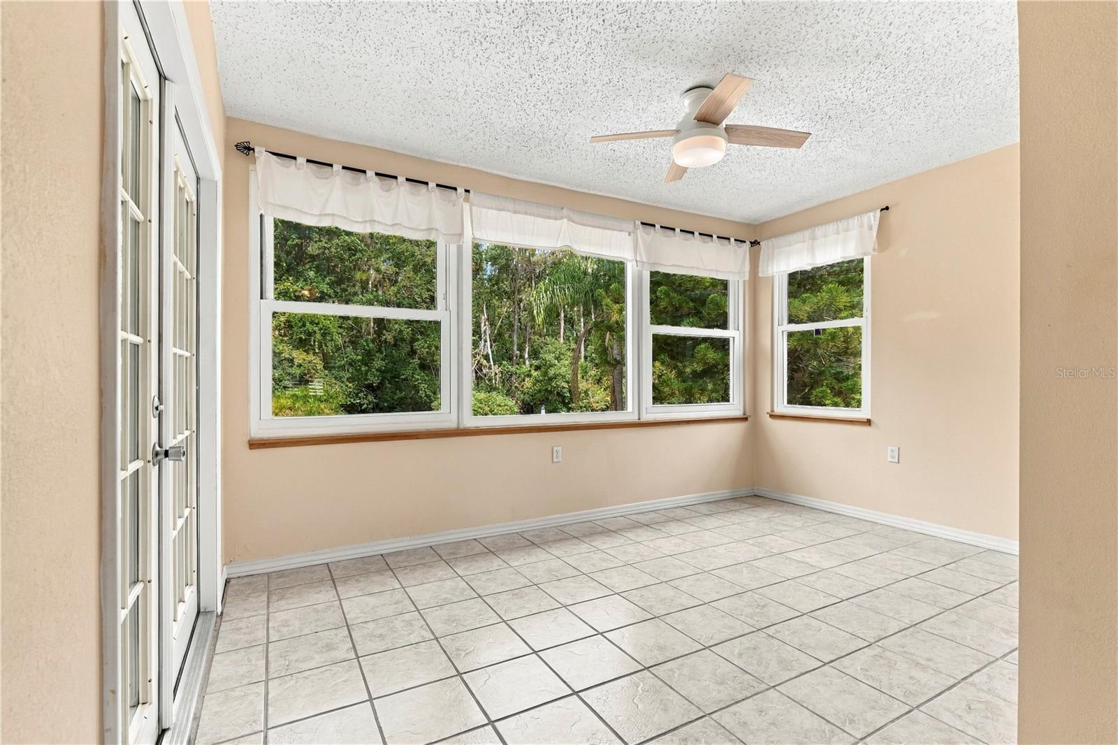 3431 VAN NUYS LOOP — photo 15