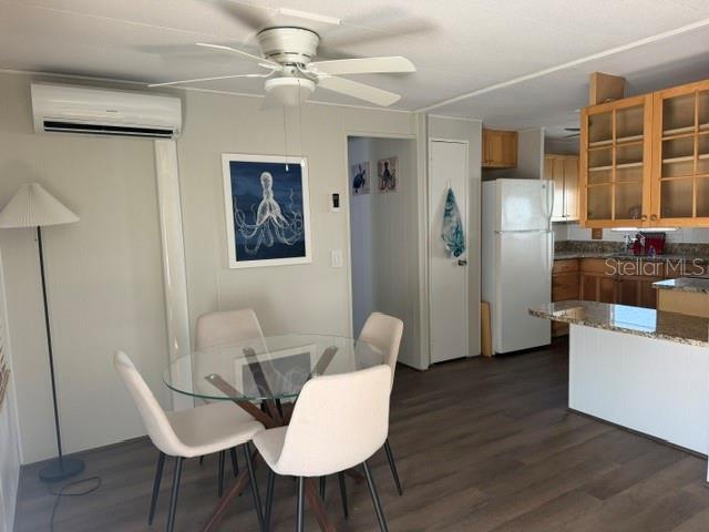 125 PARK AVE — photo 8